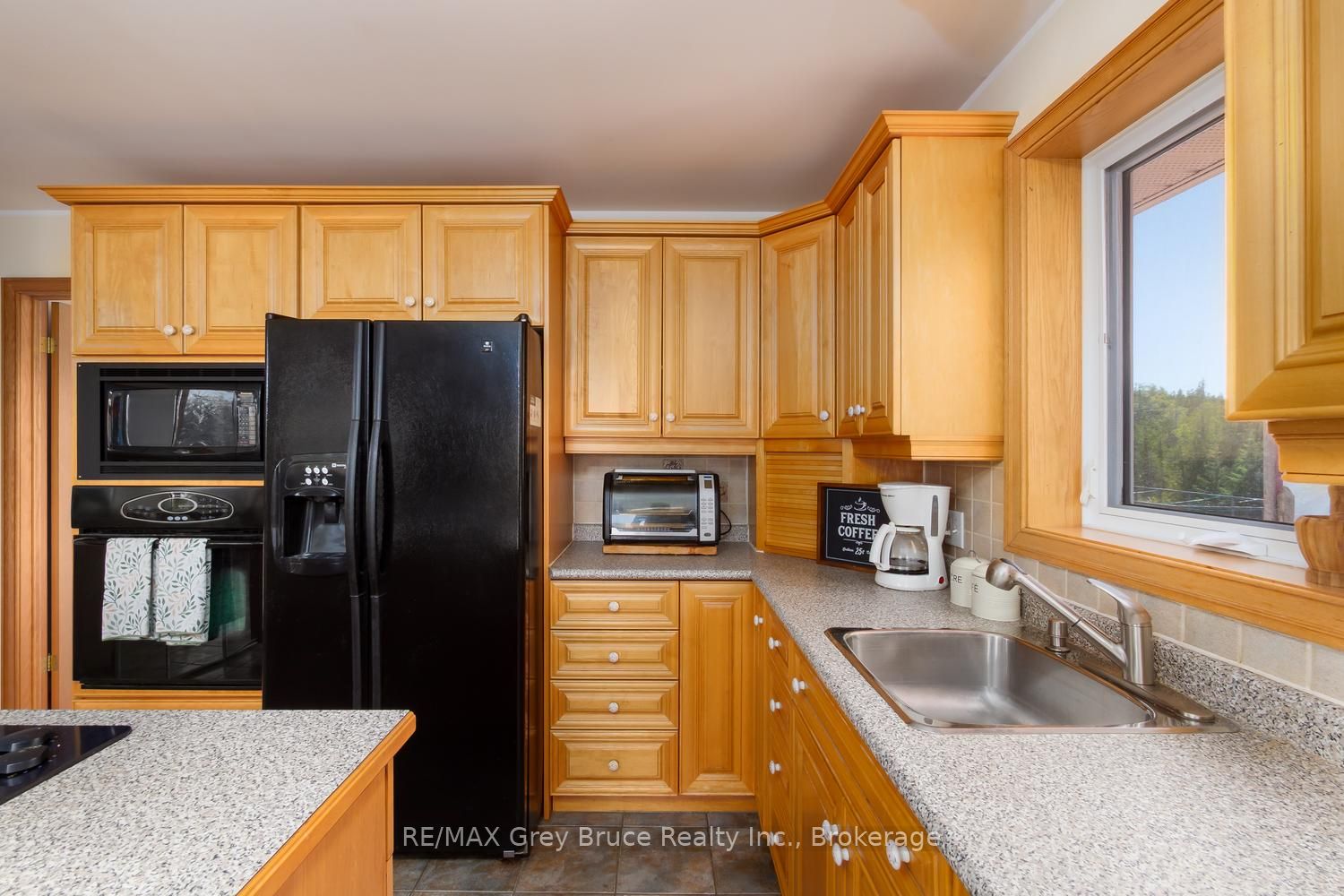 68 Bayshore Avenue S Property Photo 27
