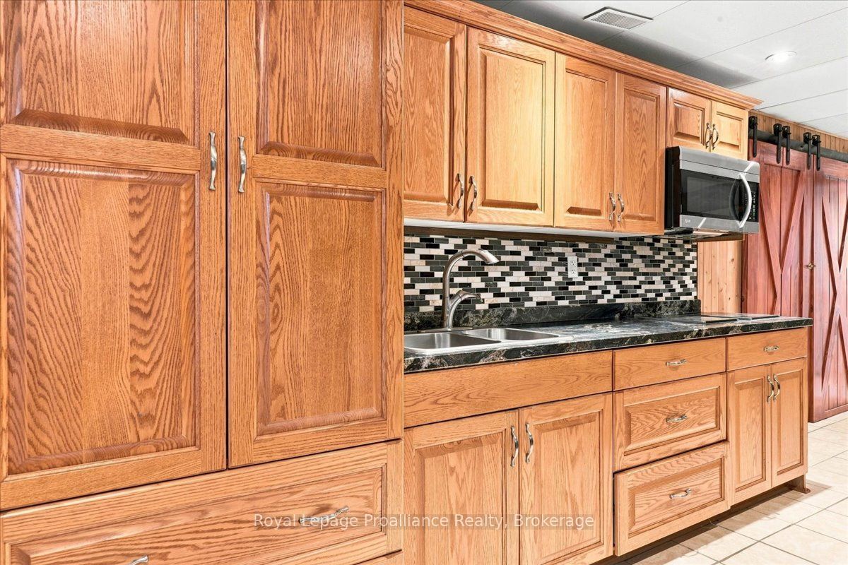 189 Church Street Property Photo 9
