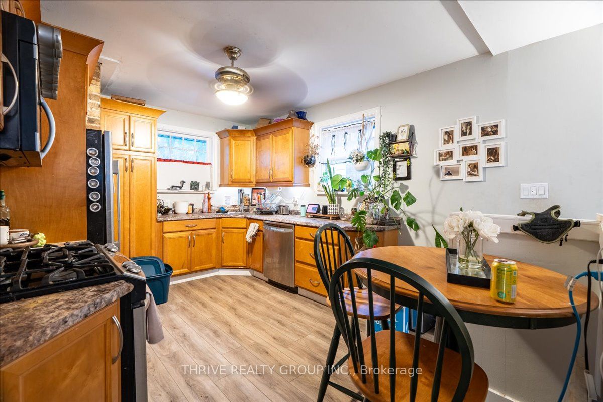 494 Highbury Avenue N Property Photo 6