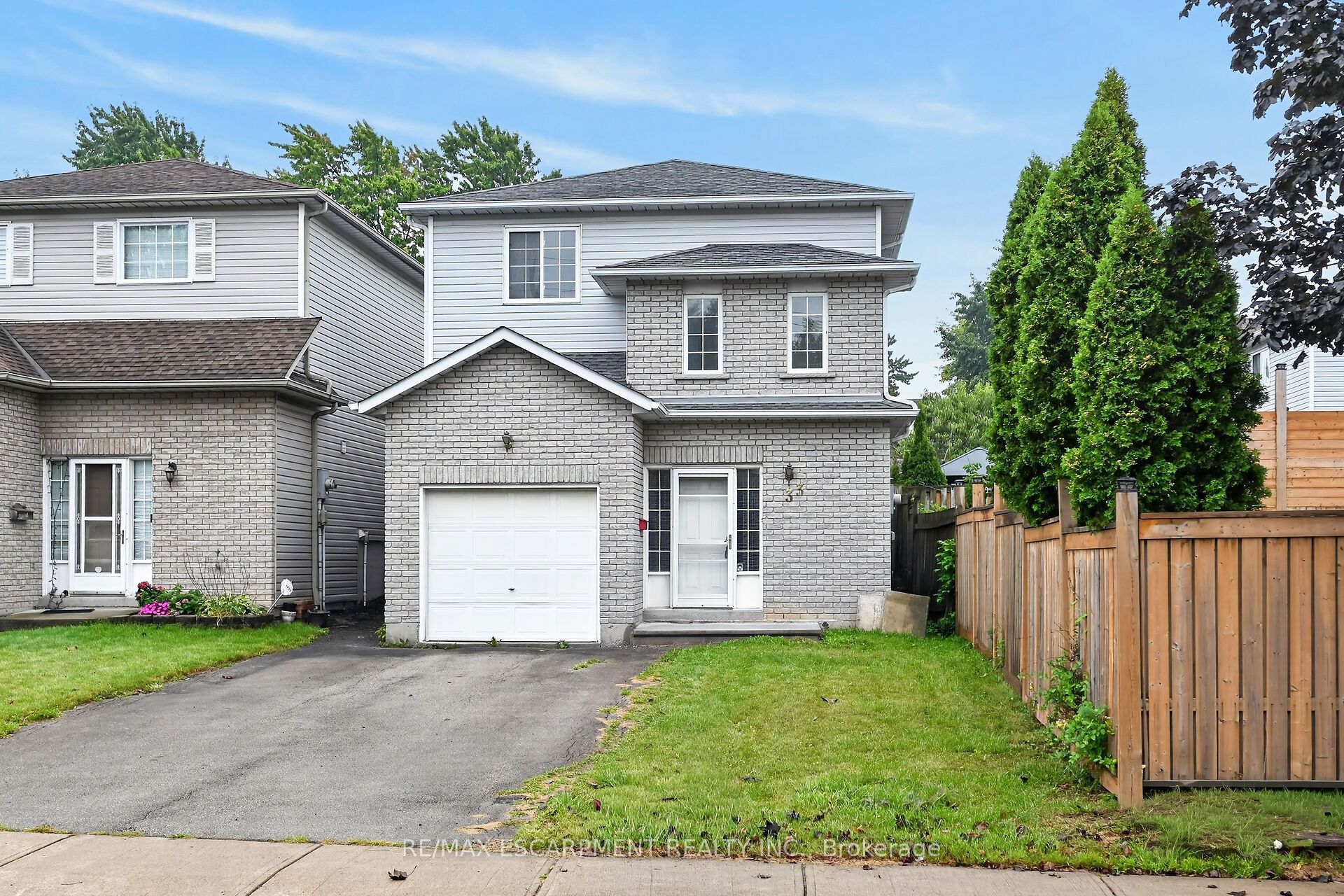 33 Brantdale Avenue Property Photo 1