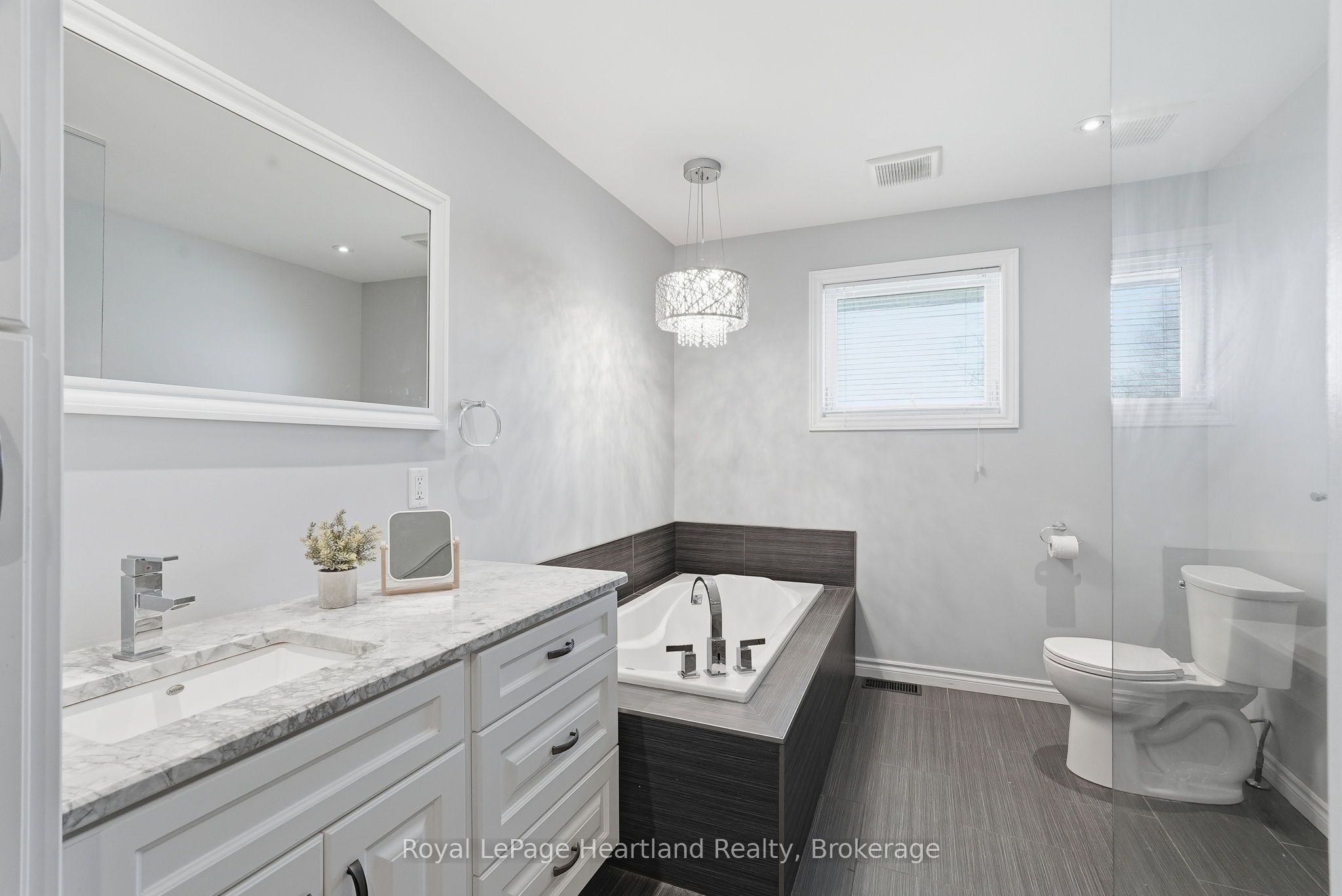 25 Vincent Street Property Photo 19