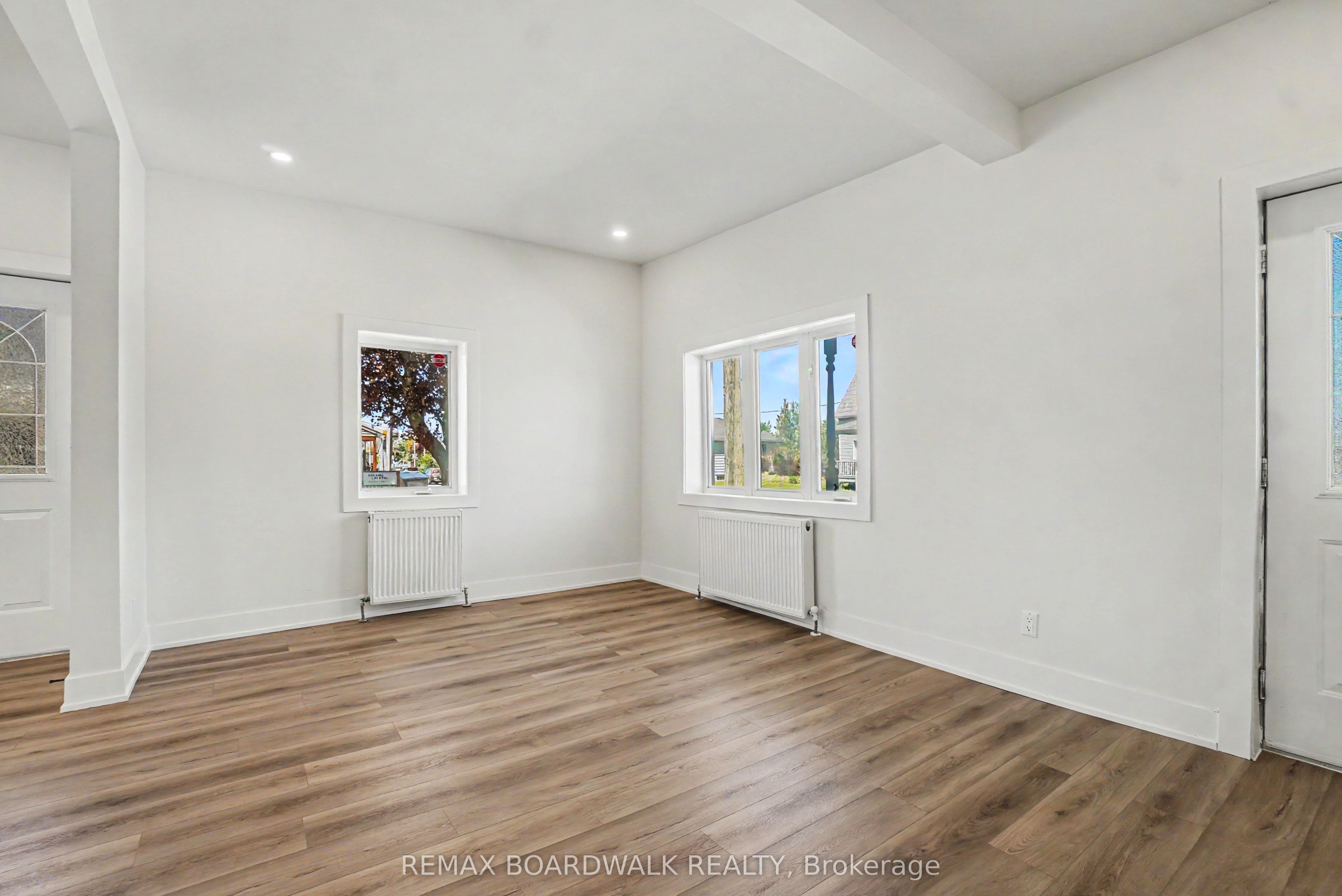 683 Principale Street Property Photo 13