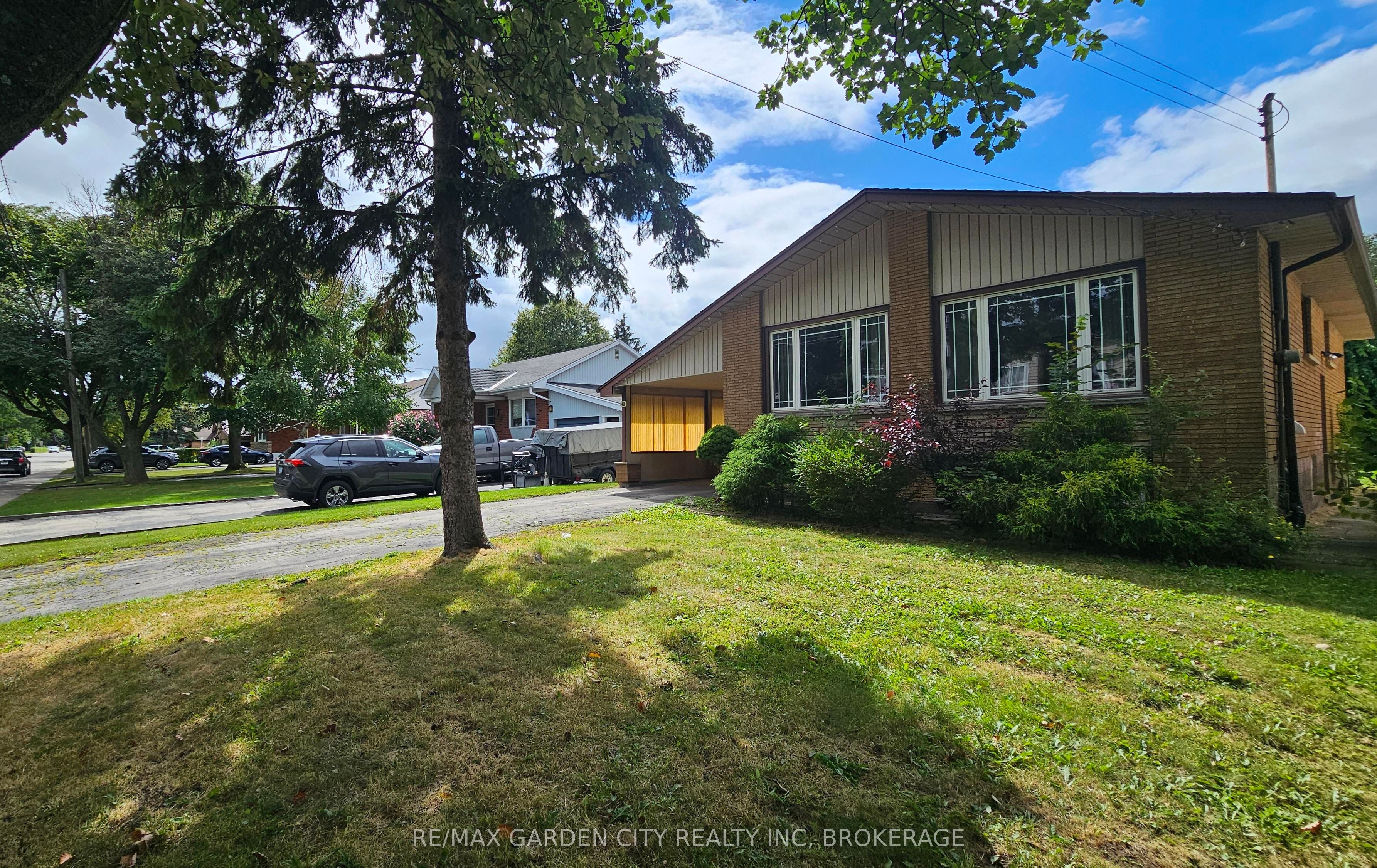 48 Manning Avenue Property Photo 2