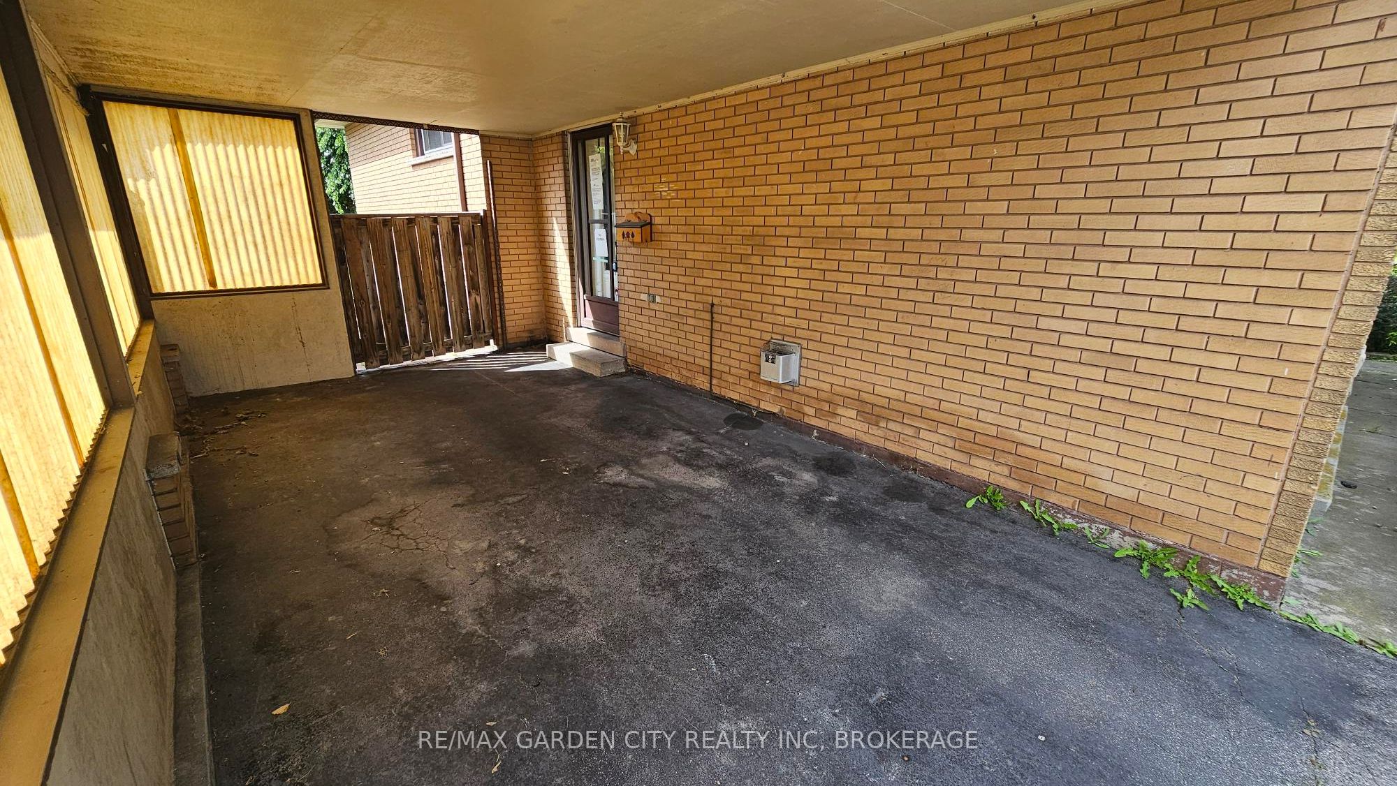 48 Manning Avenue Property Photo 3
