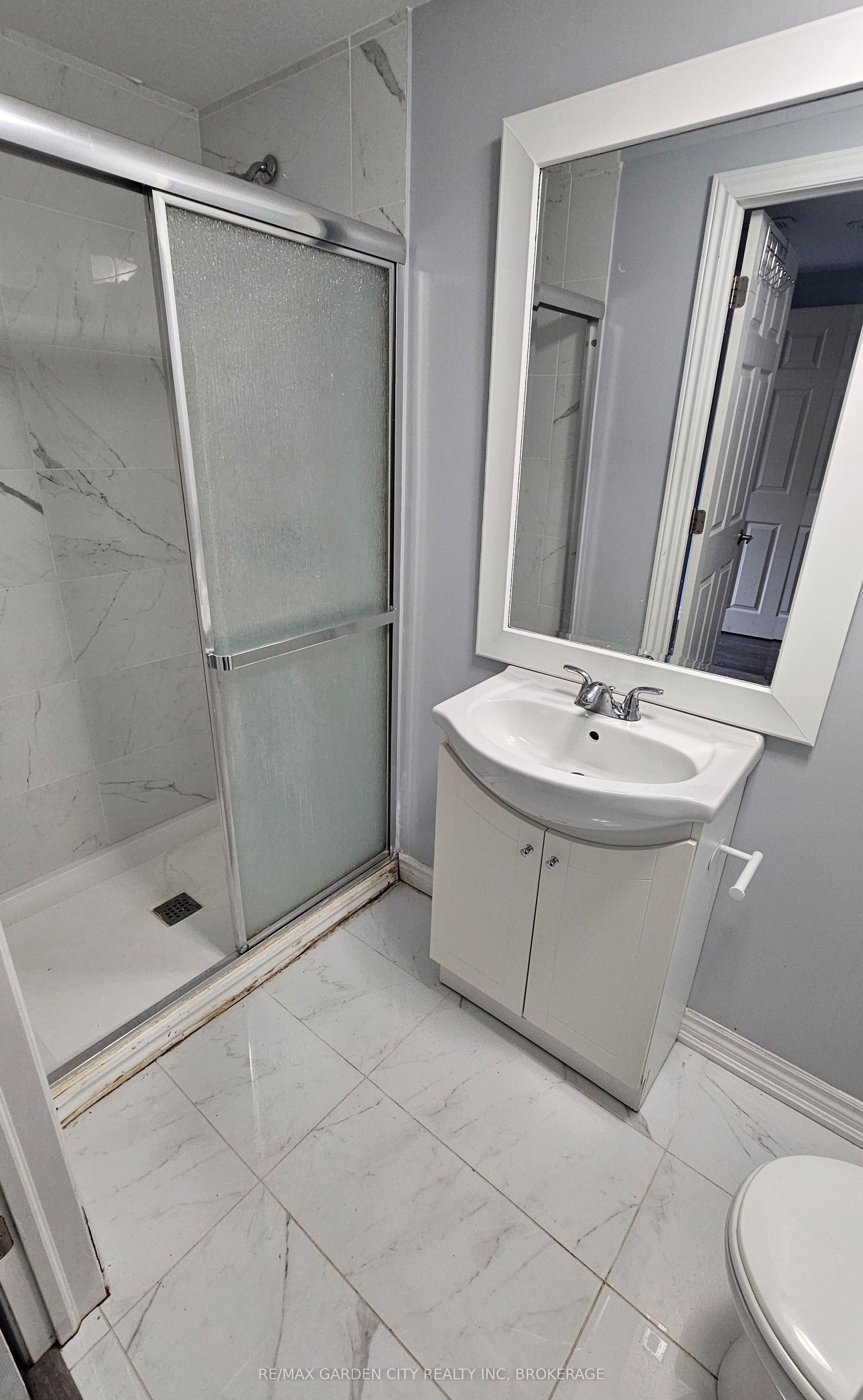 48 Manning Avenue Property Photo 17