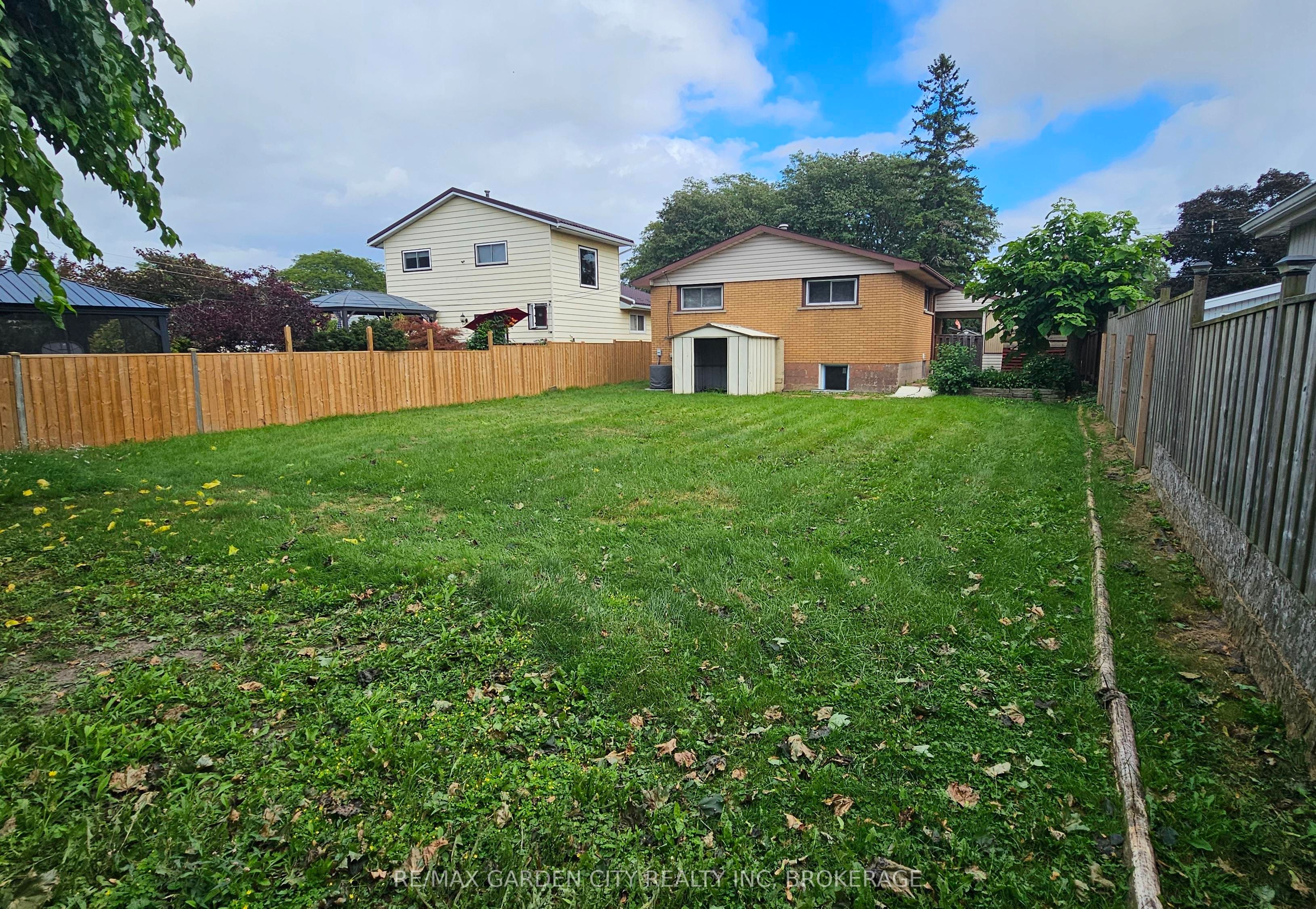 48 Manning Avenue Property Photo 22