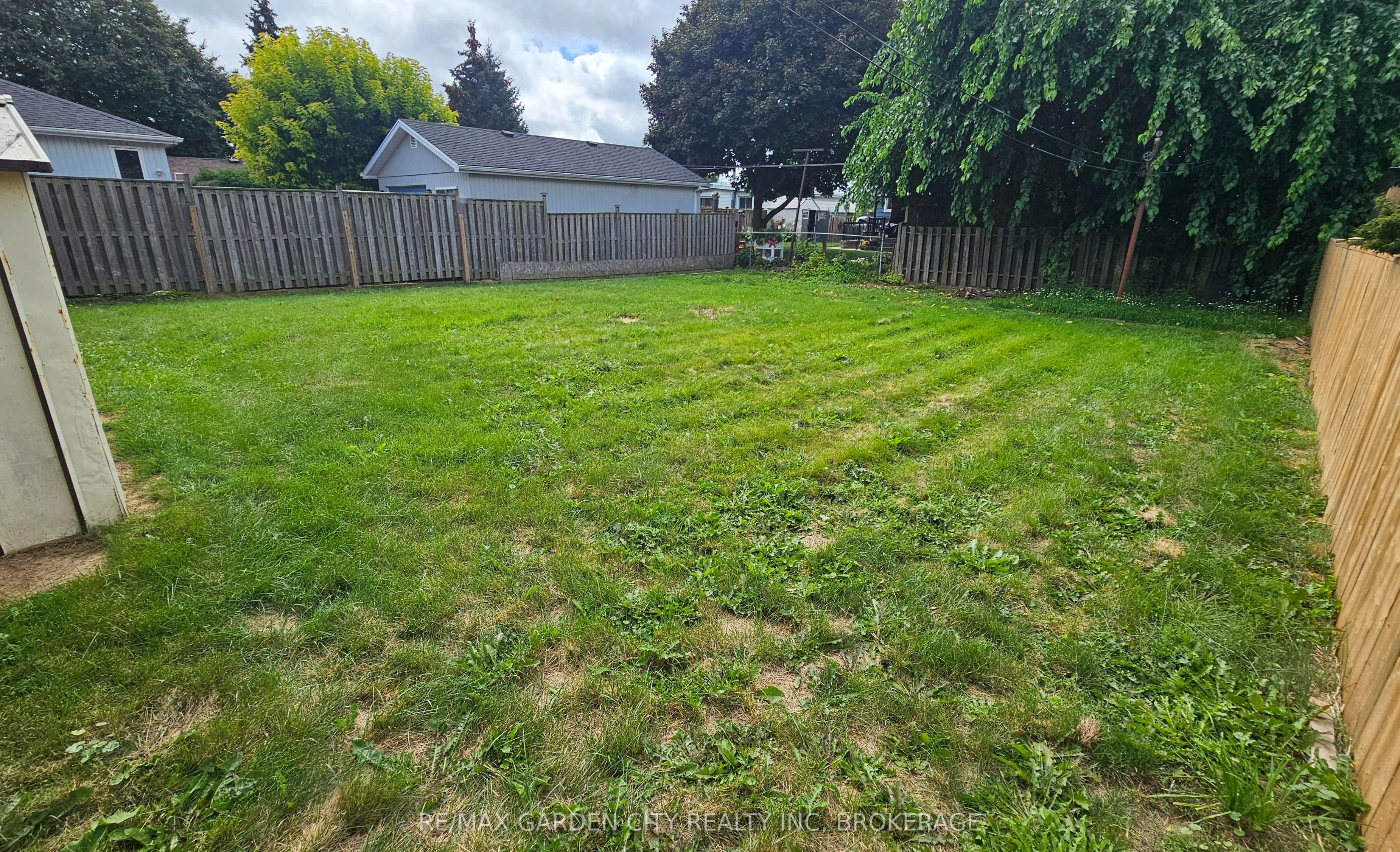 48 Manning Avenue Property Photo 25