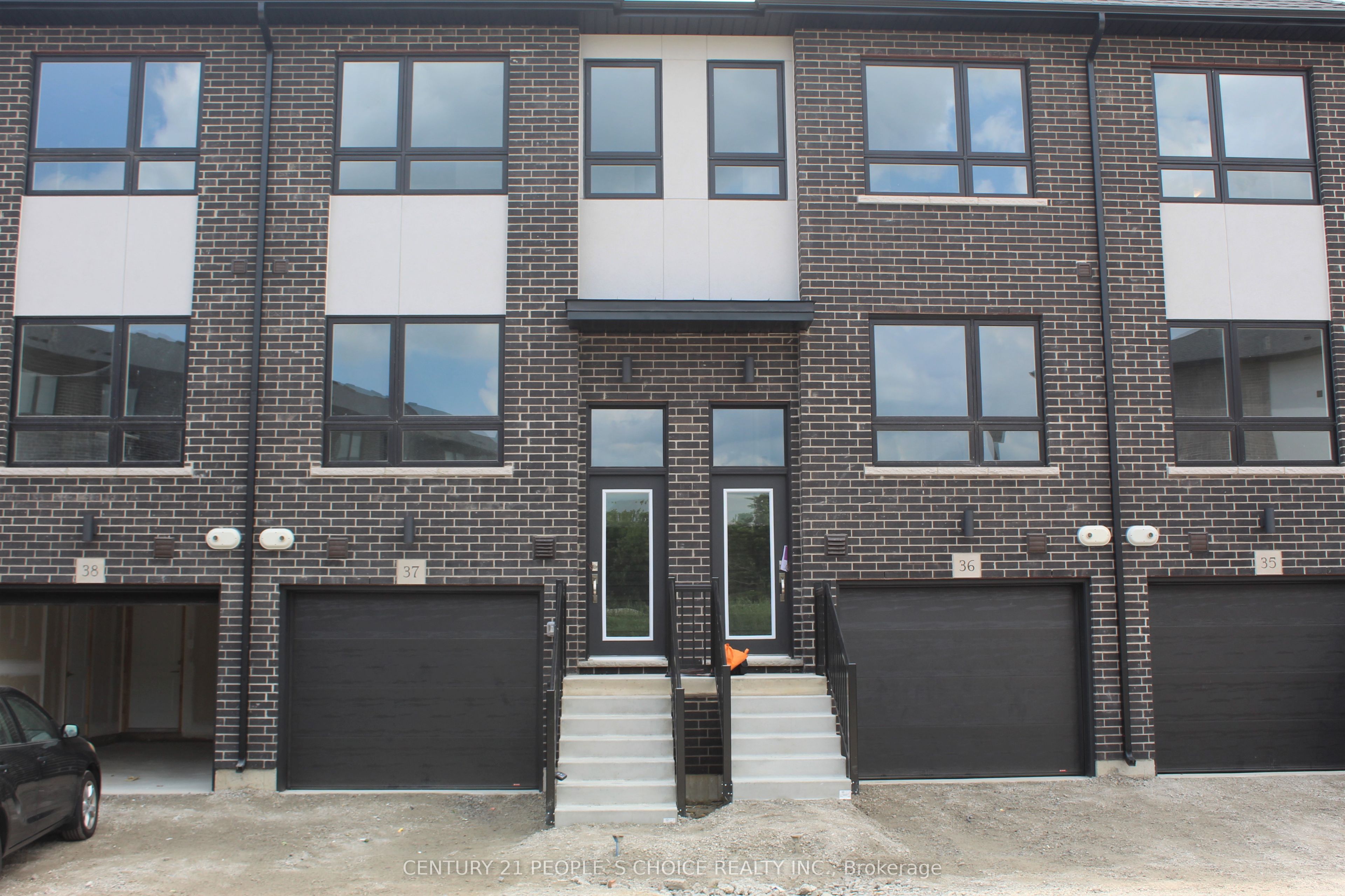 720 Grey Street 37 Property Photo 1
