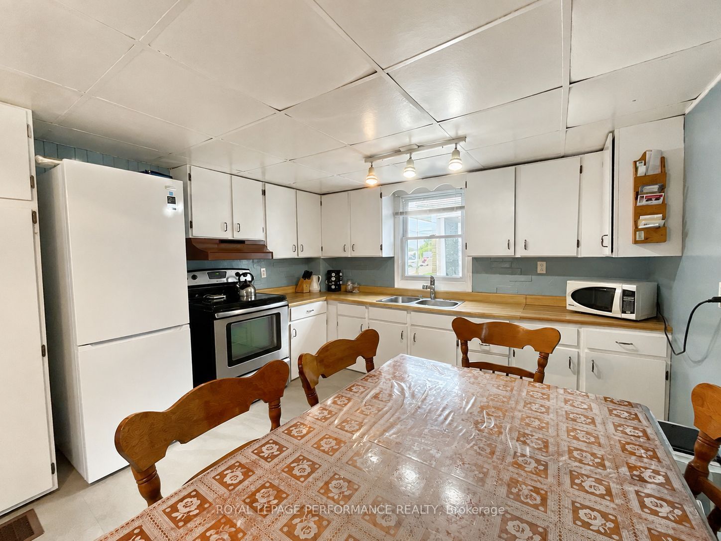 232 Regent Street Property Photo 8