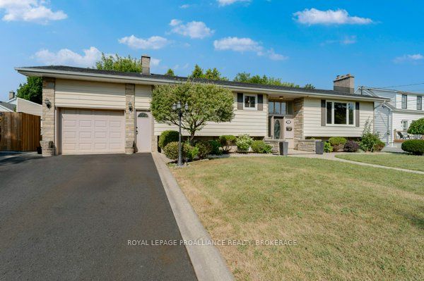 14 Baker Street Property Photo 1