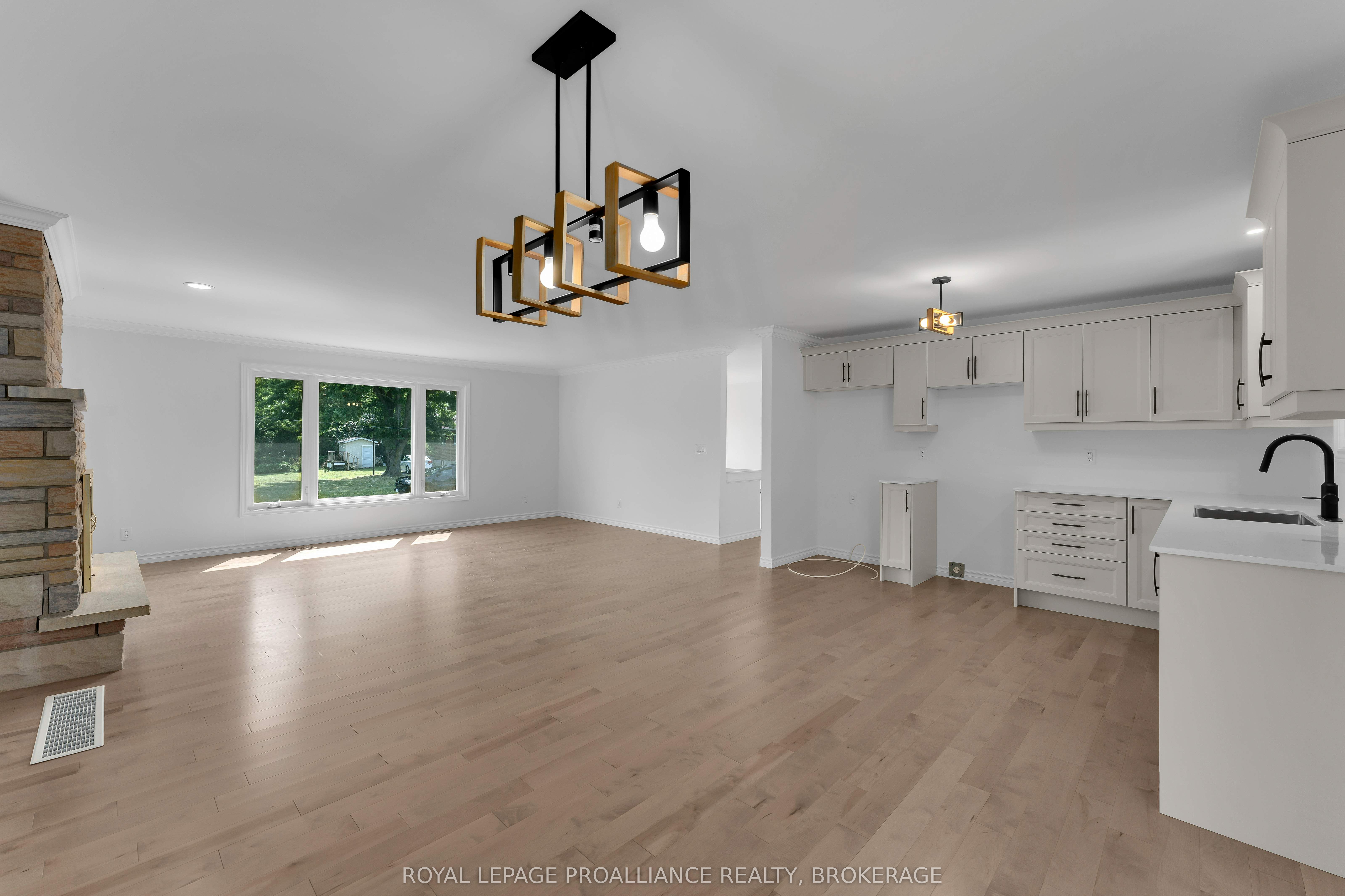 14 Baker Street Property Photo 10