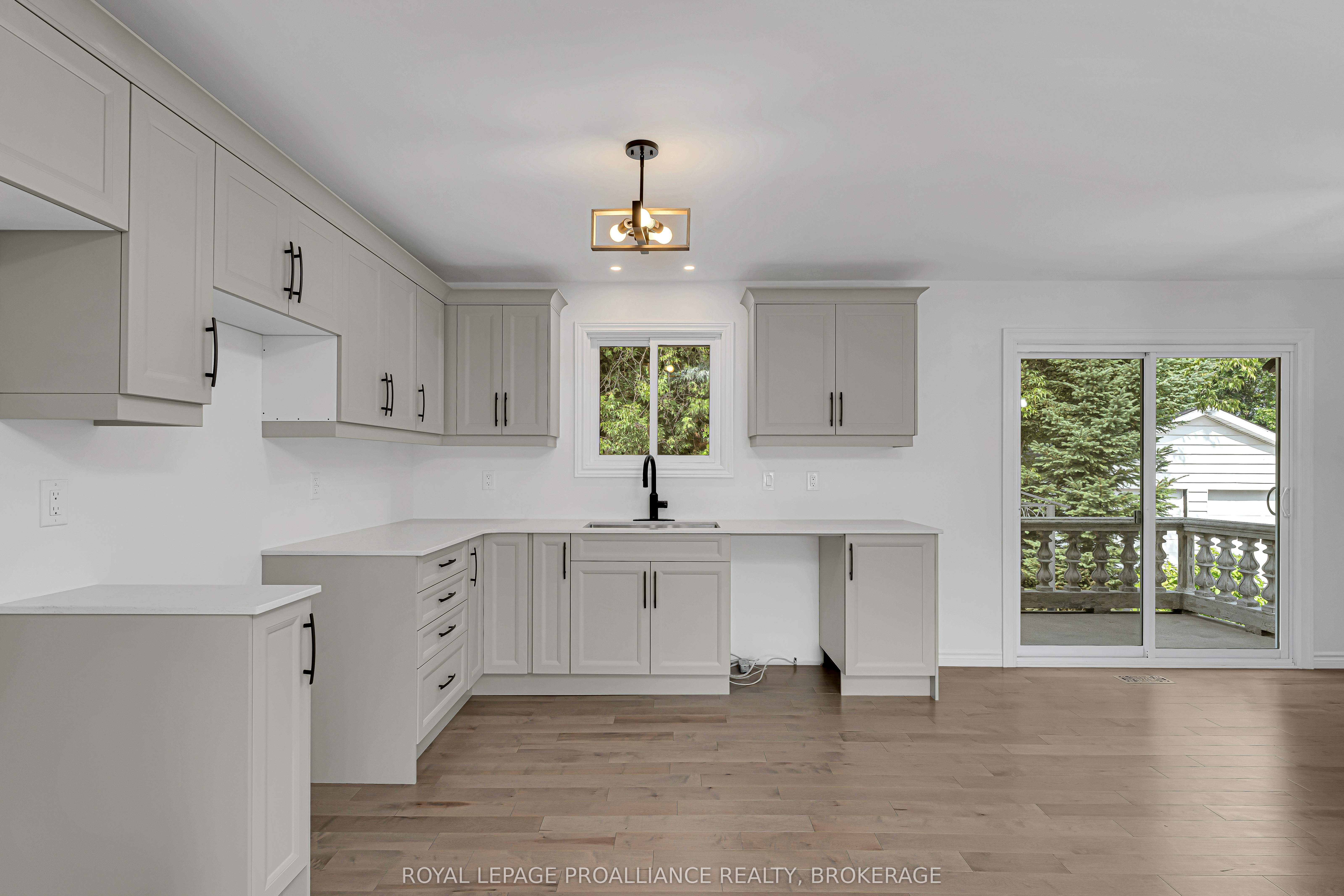14 Baker Street Property Photo 13