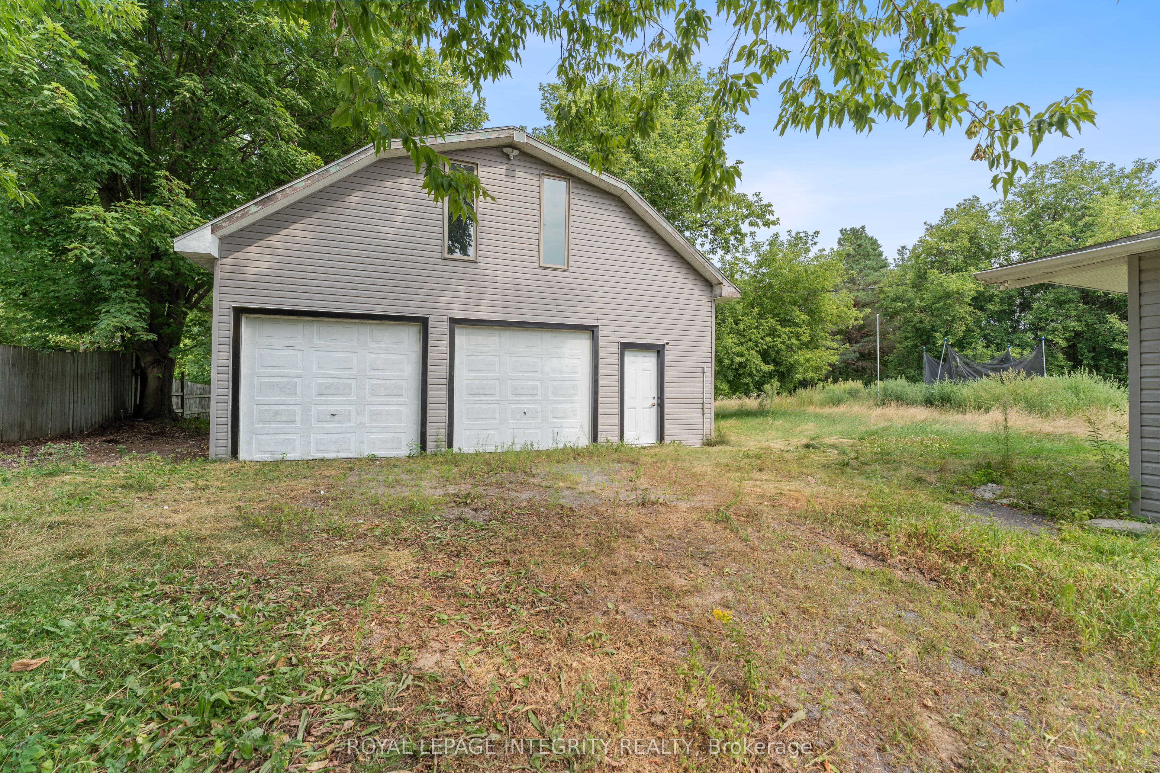3823 Drouin Road Property Photo 2