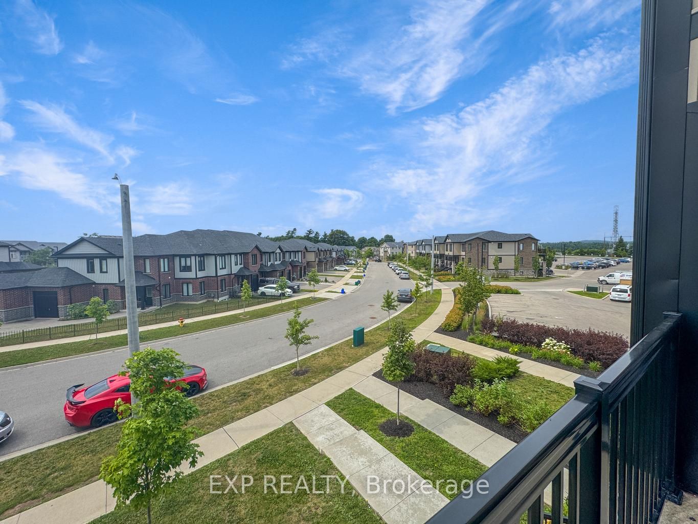 150 Rochefort Street E Property Photo 47
