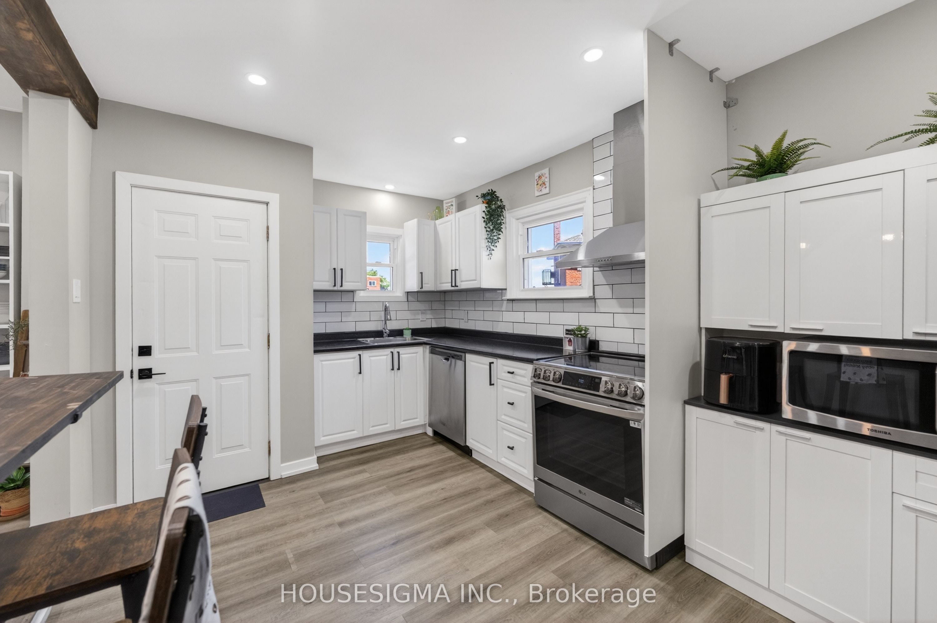 88 Page Street Property Photo 19