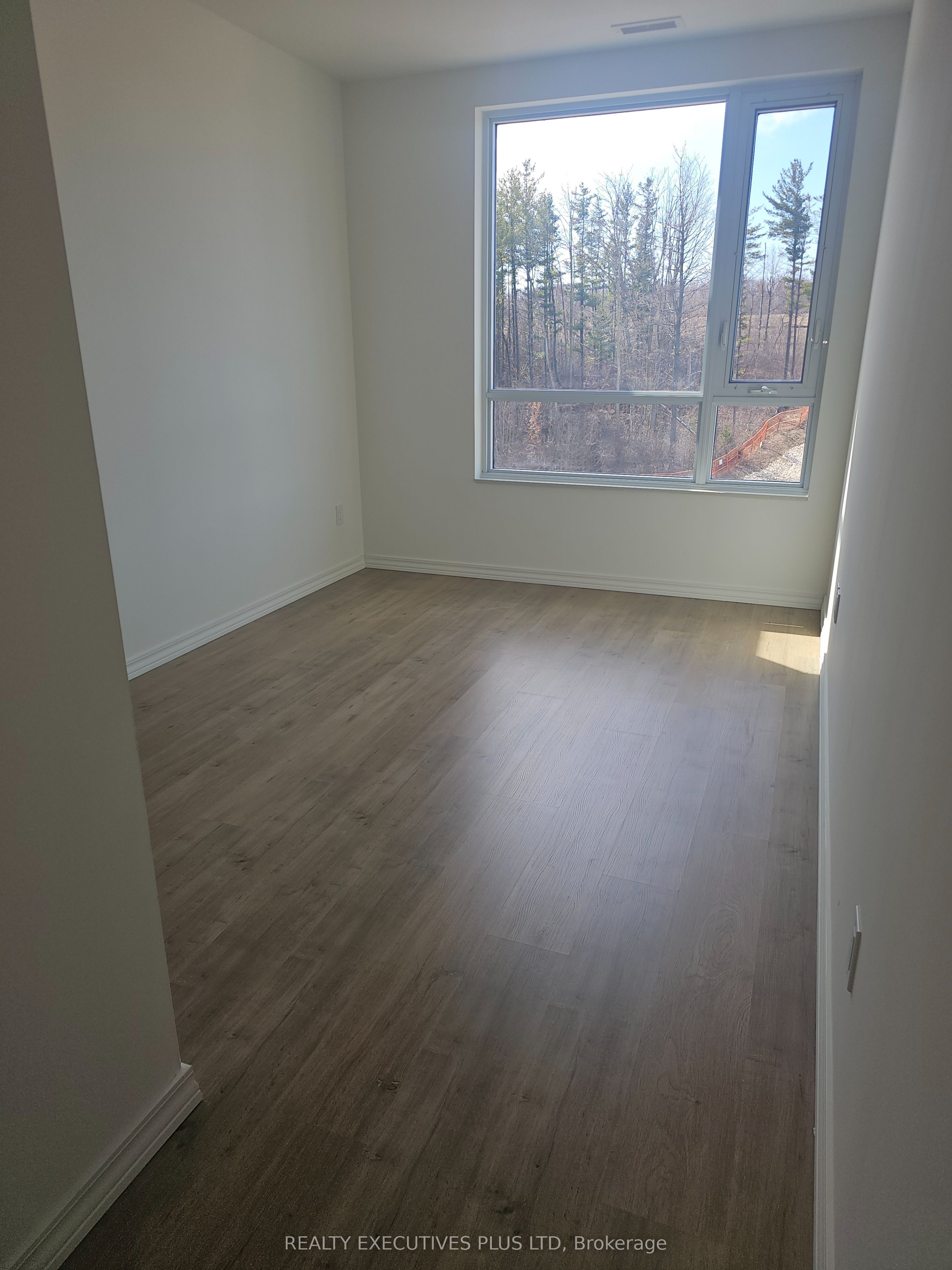 191 S Elmira Road S 506c Property Photo 3