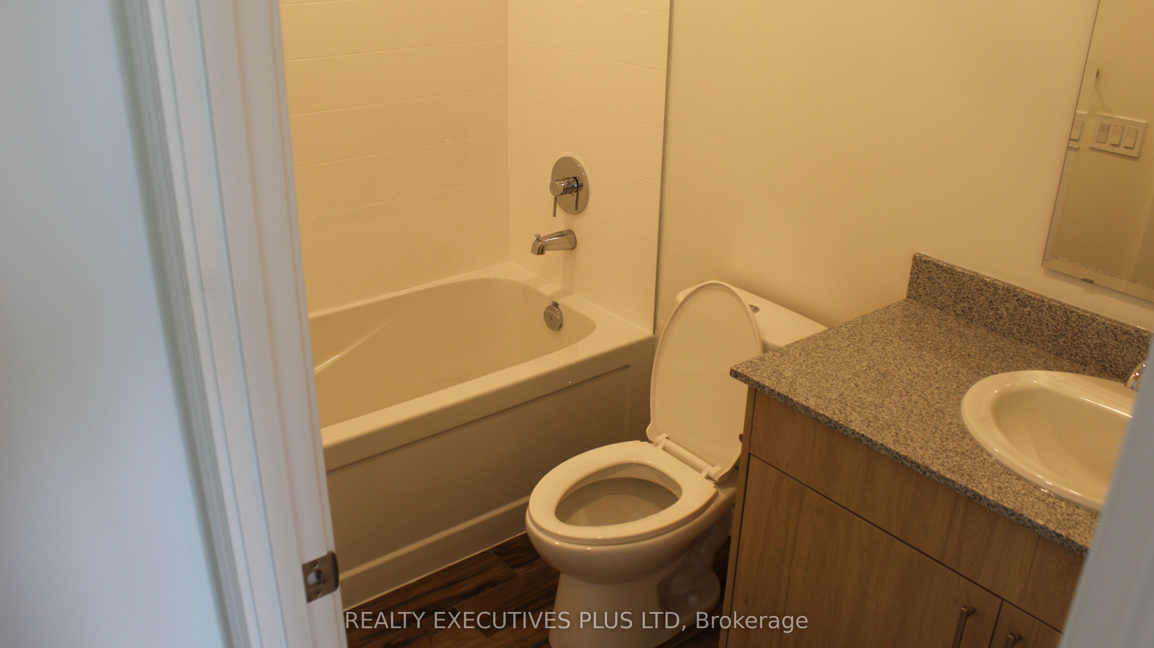 191 S Elmira Road S 506c Property Photo 8