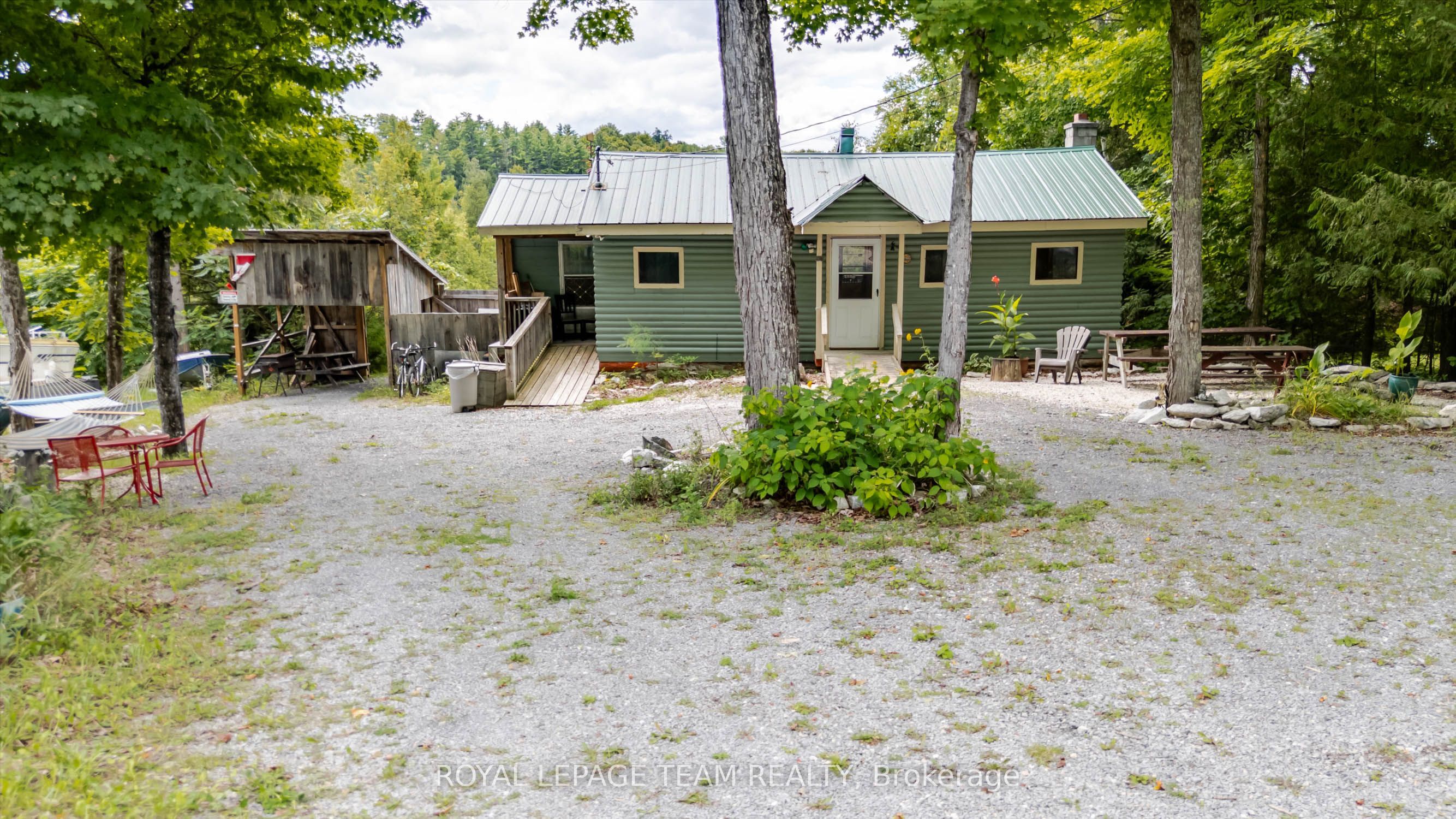 817 7th Concession Property Photo 1
