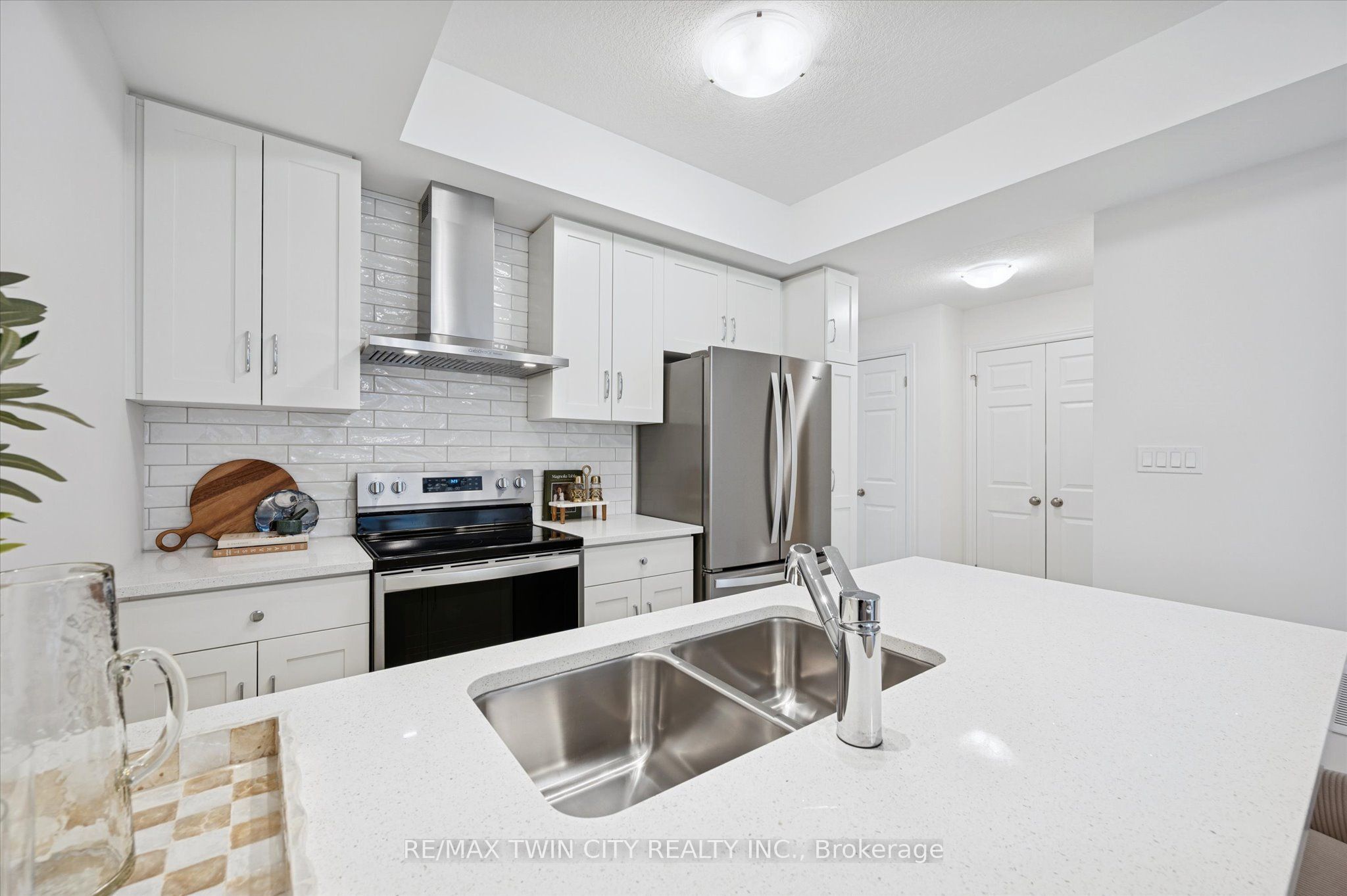 73 Lomond Lane Property Photo 11