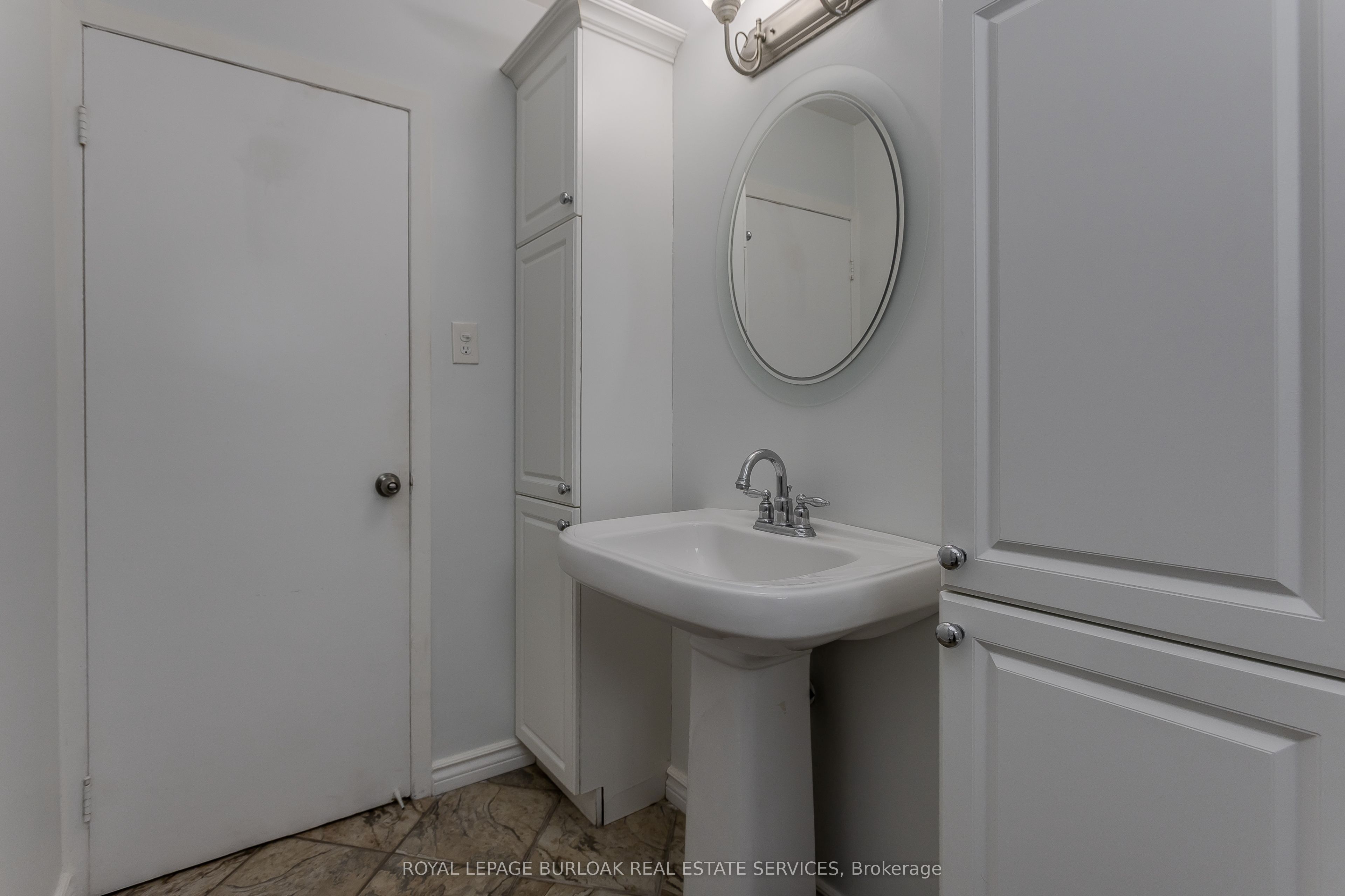 307 Dunsmure Road Property Photo 19