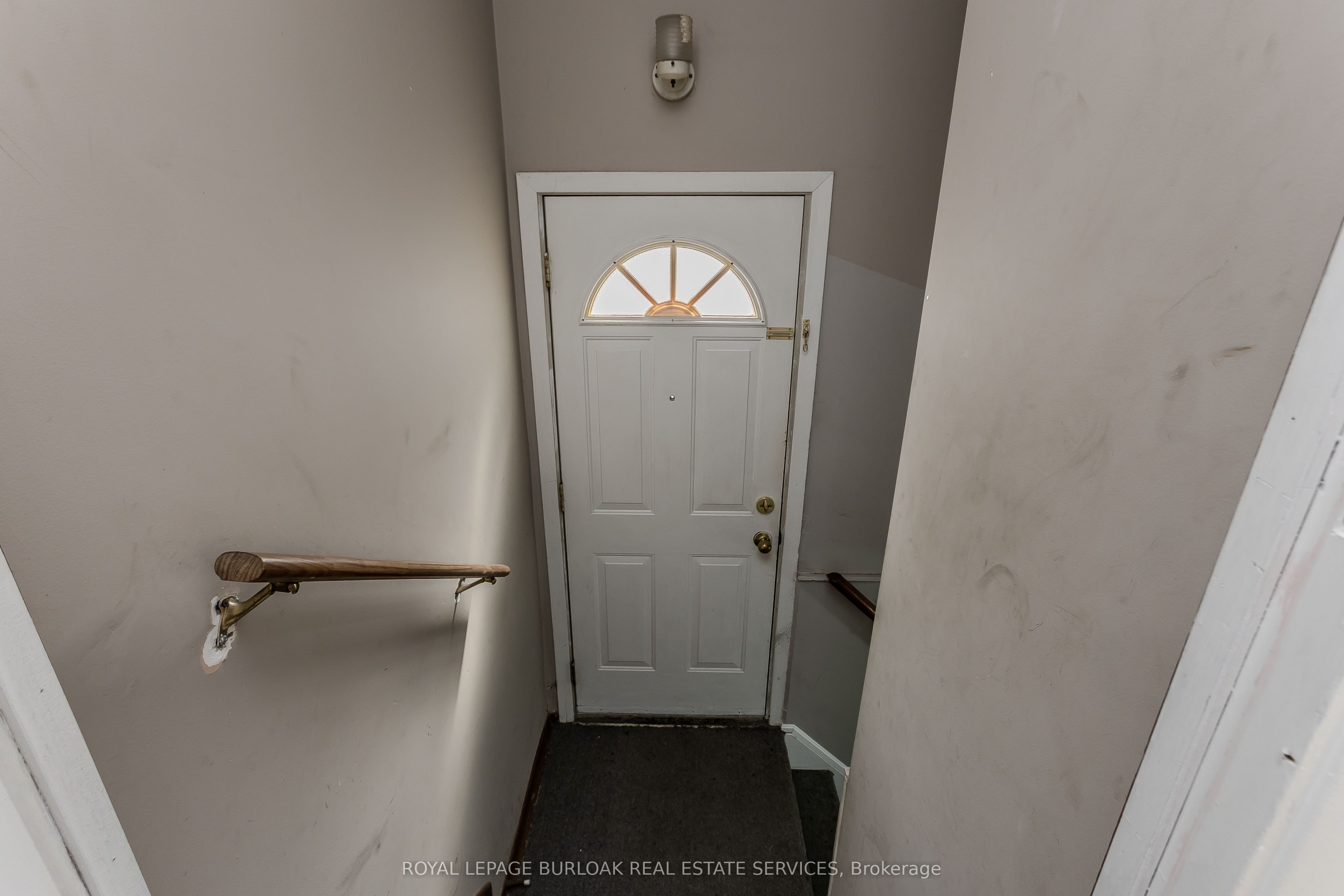 307 Dunsmure Road Property Photo 28