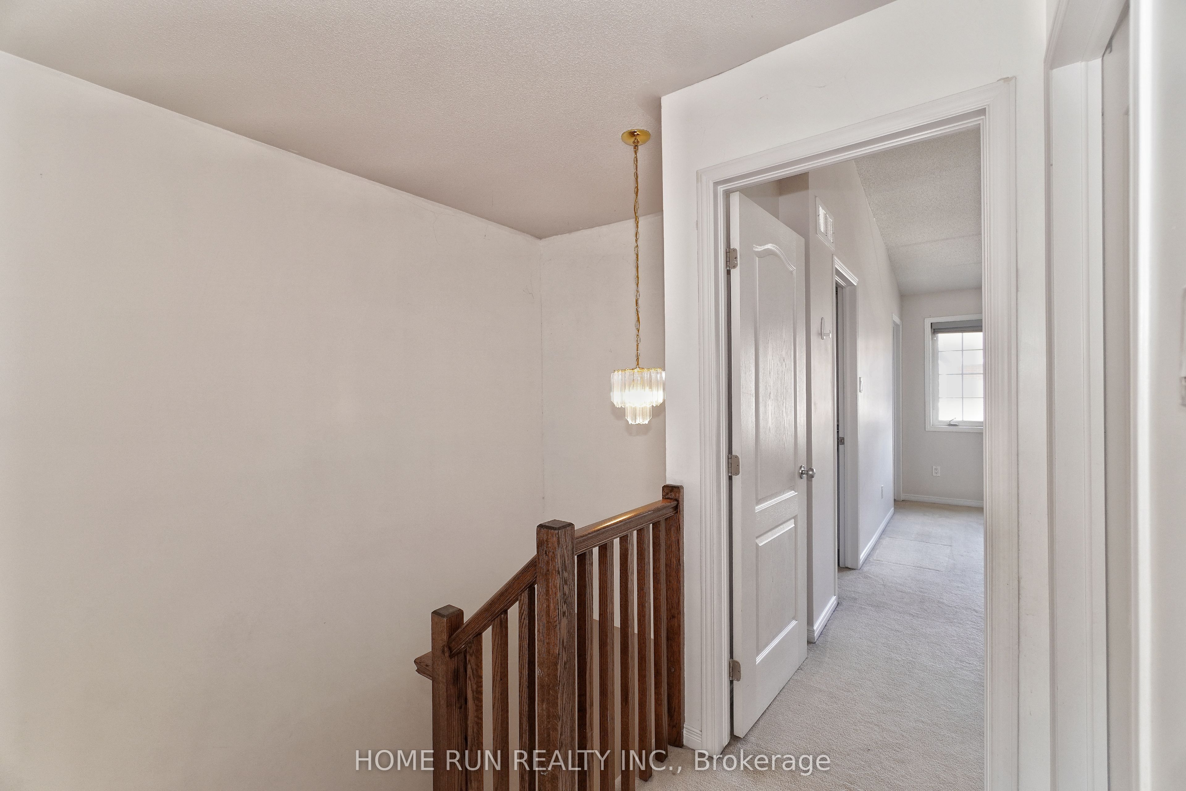 292 Freedom Private Property Photo 18