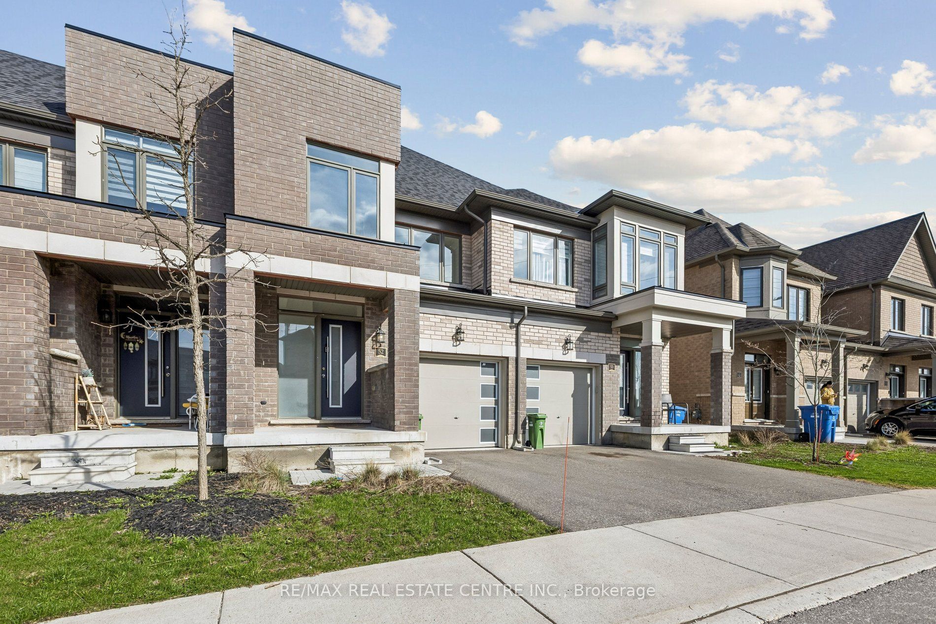 166 Deerpath Drive Property Photo 2