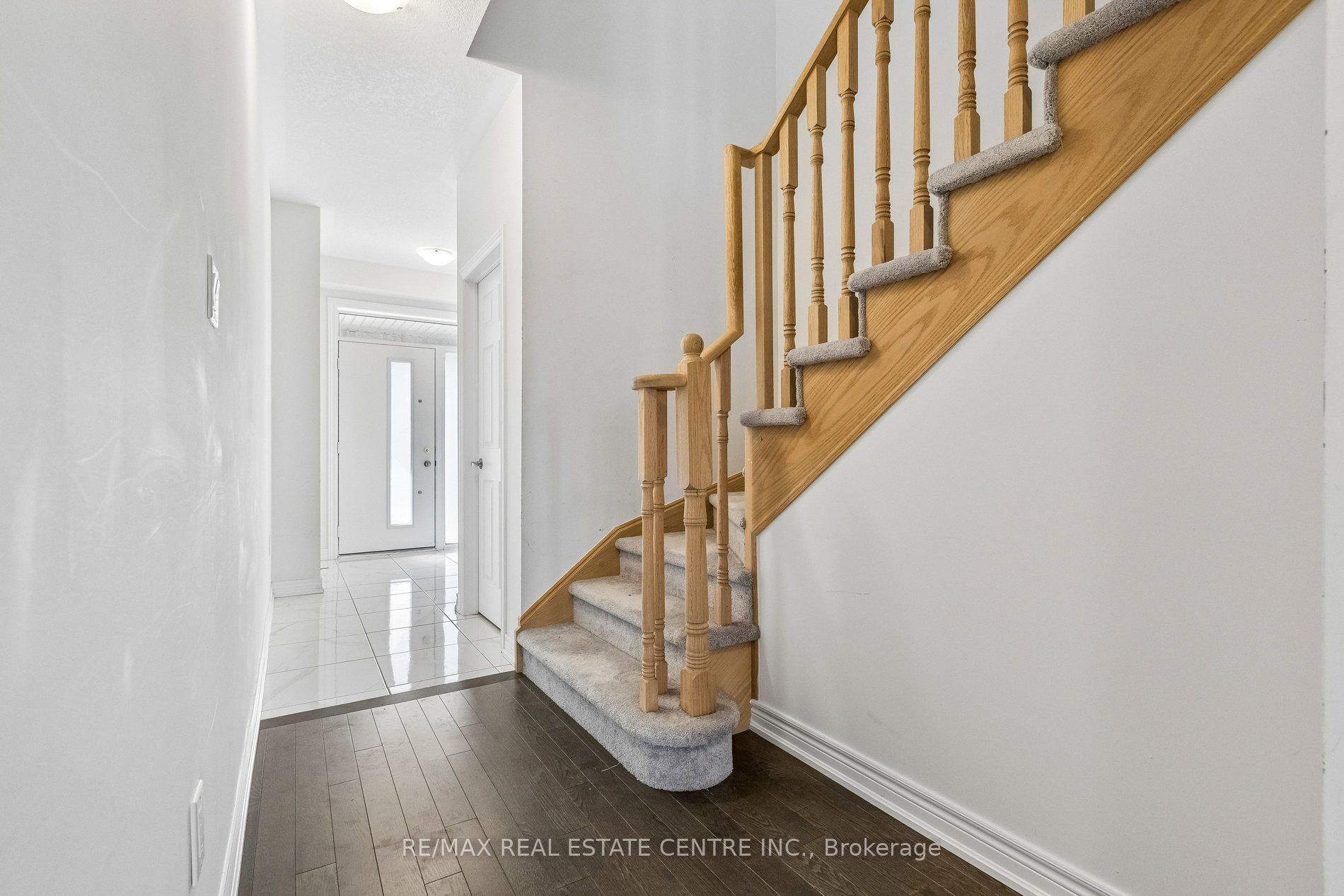 166 Deerpath Drive Property Photo 8