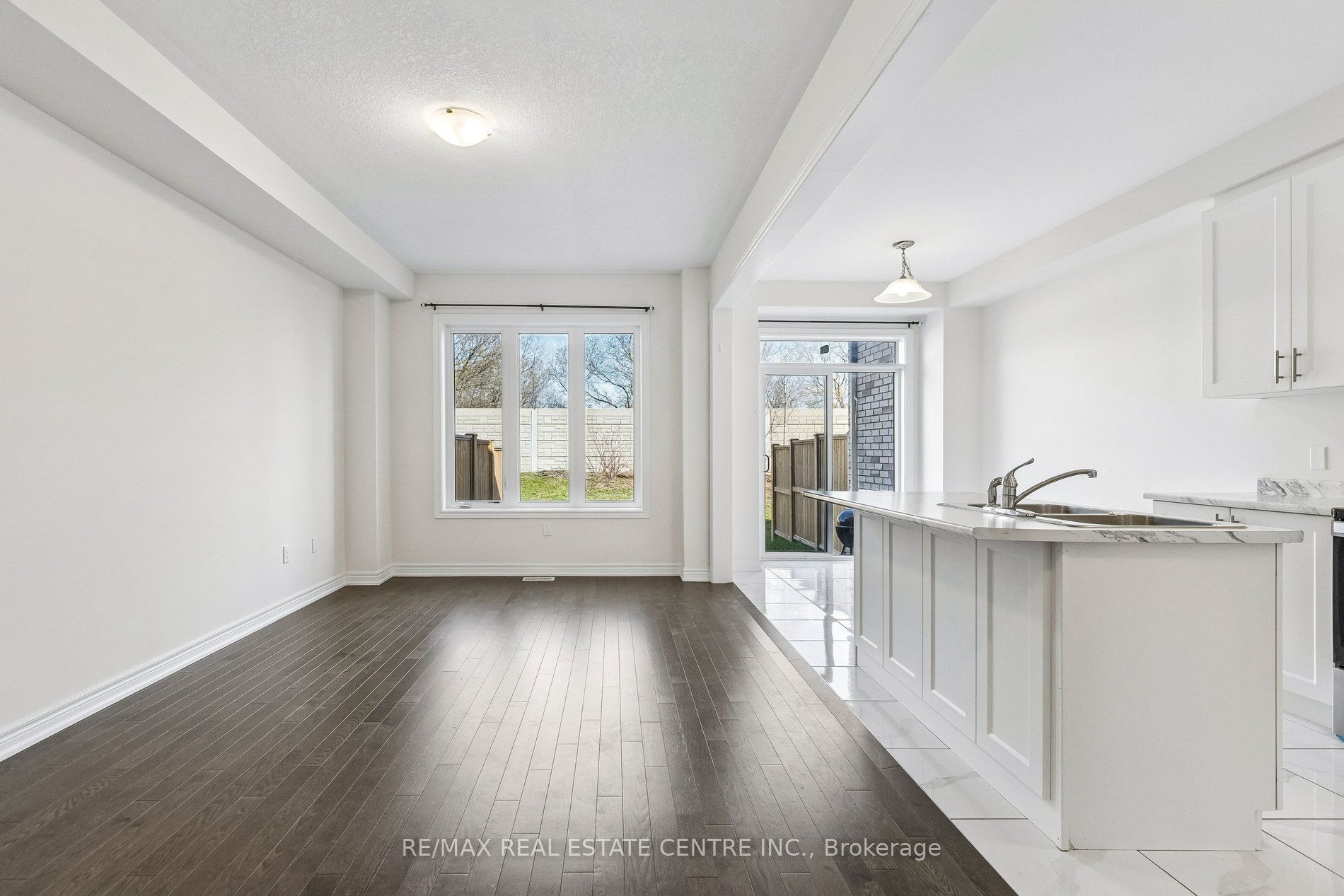 166 Deerpath Drive Property Photo 9