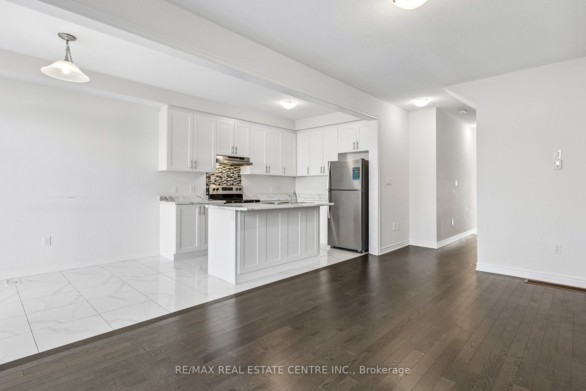 166 Deerpath Drive Property Photo 14
