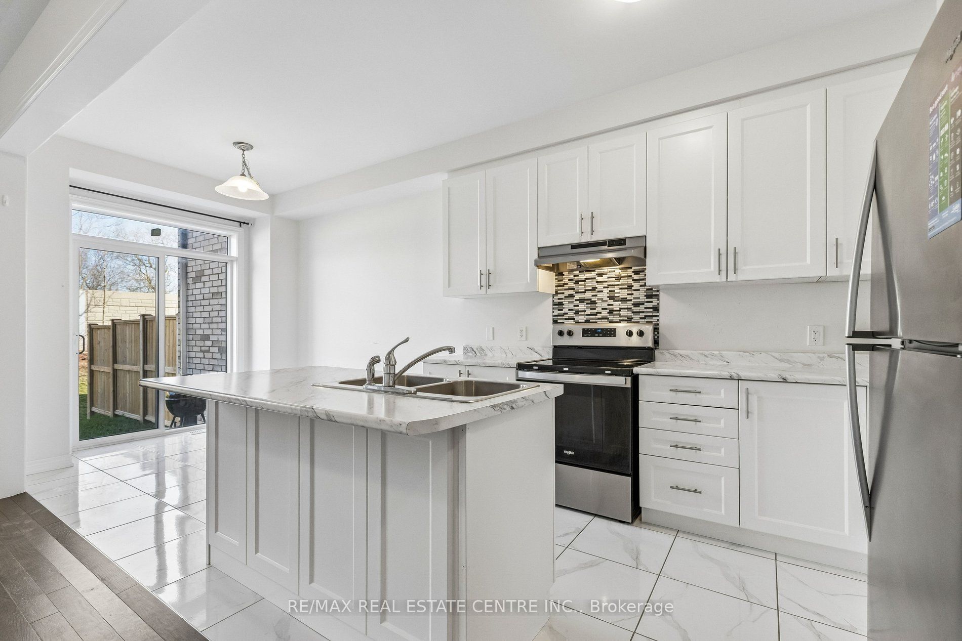 166 Deerpath Drive Property Photo 16