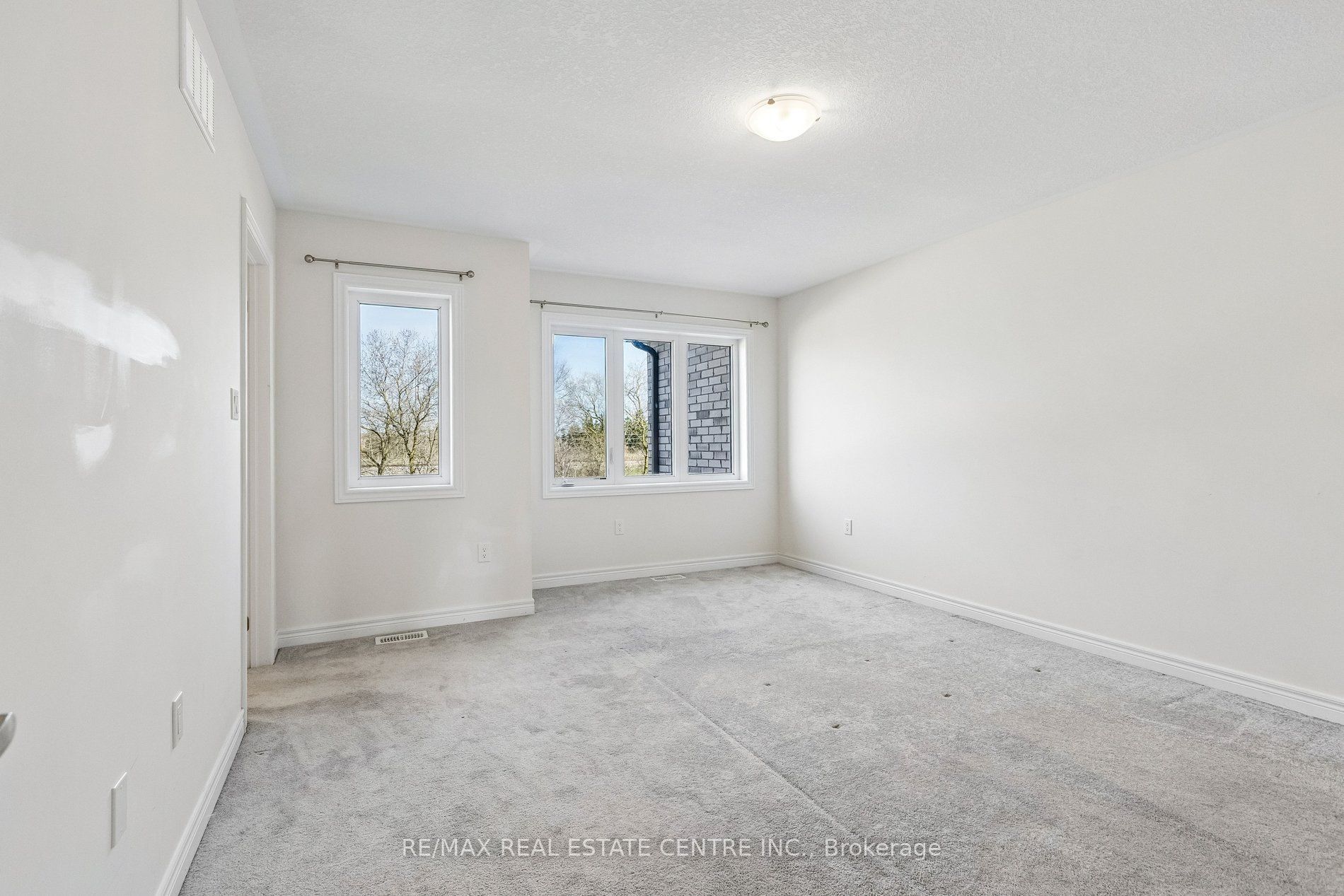 166 Deerpath Drive Property Photo 25
