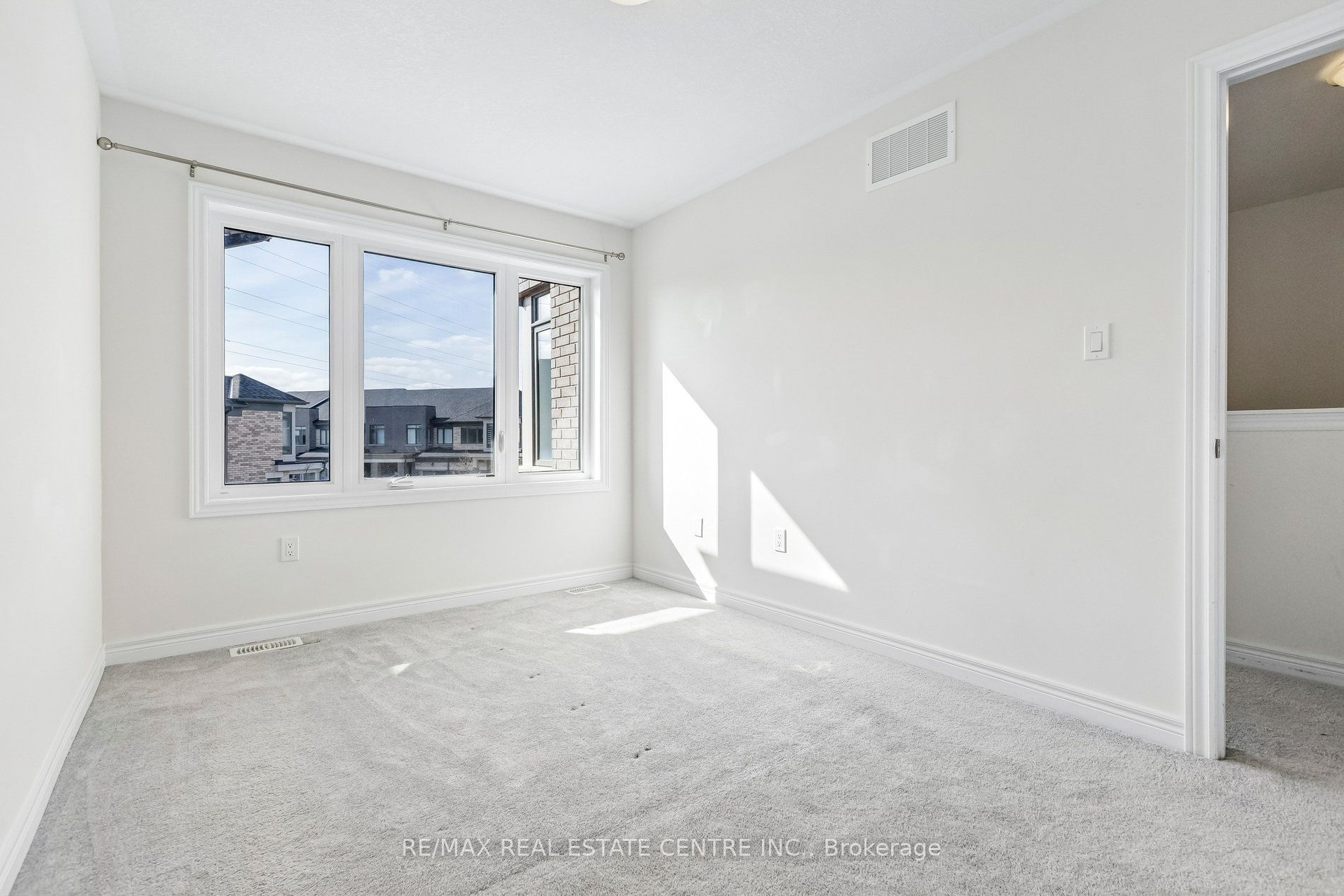 166 Deerpath Drive Property Photo 34