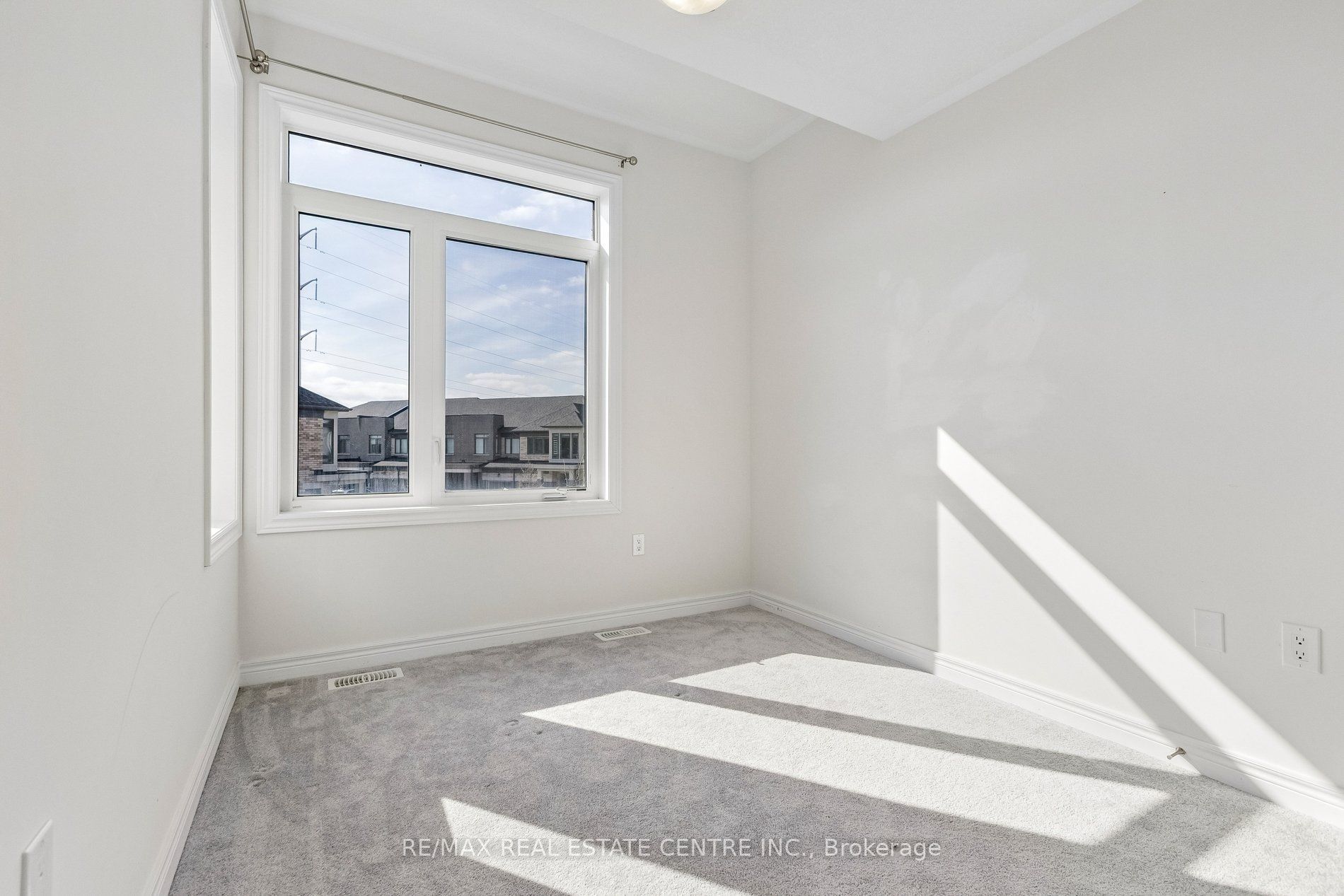 166 Deerpath Drive Property Photo 36
