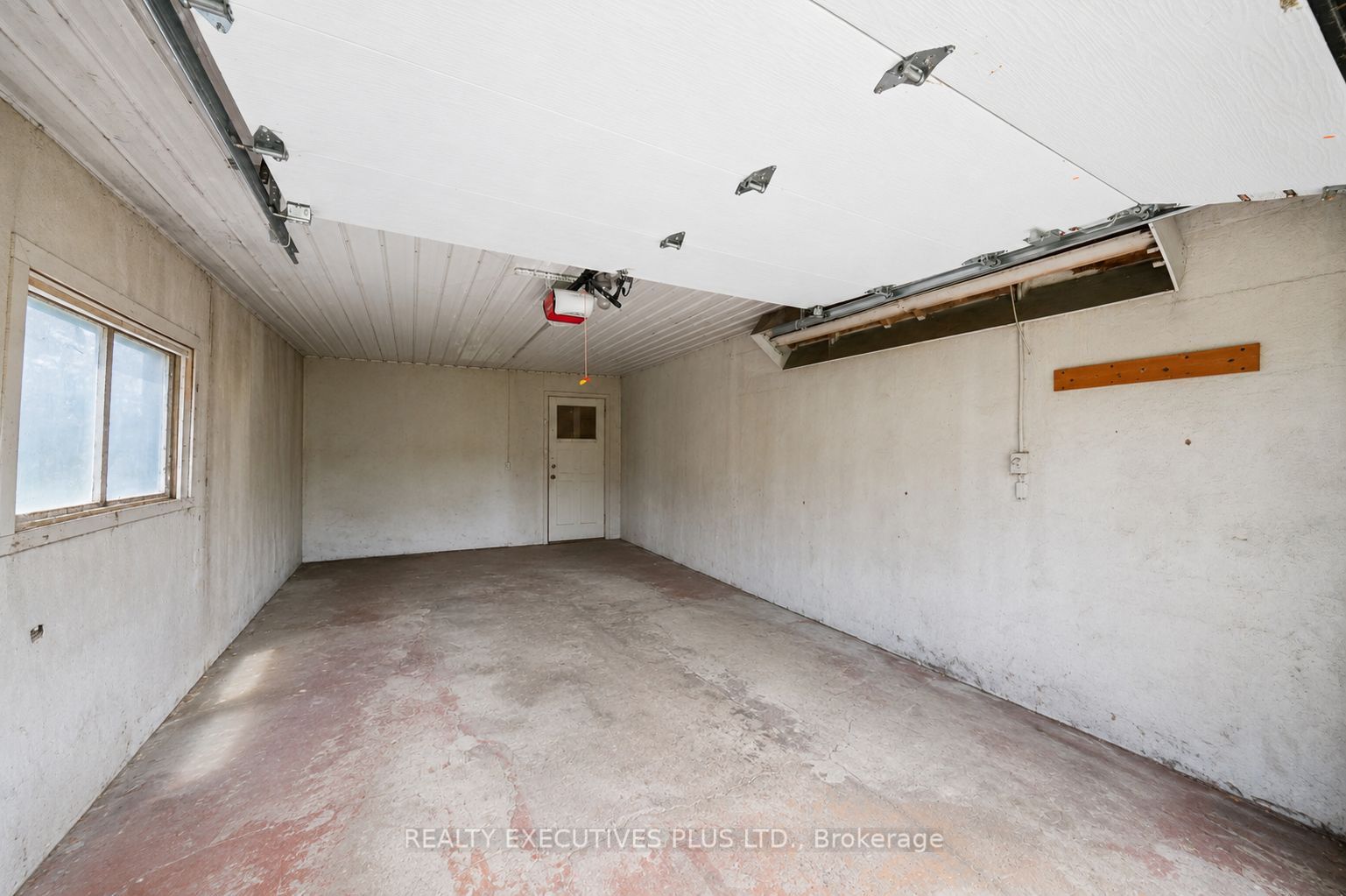 3705 Champlain Street E Property Photo 24