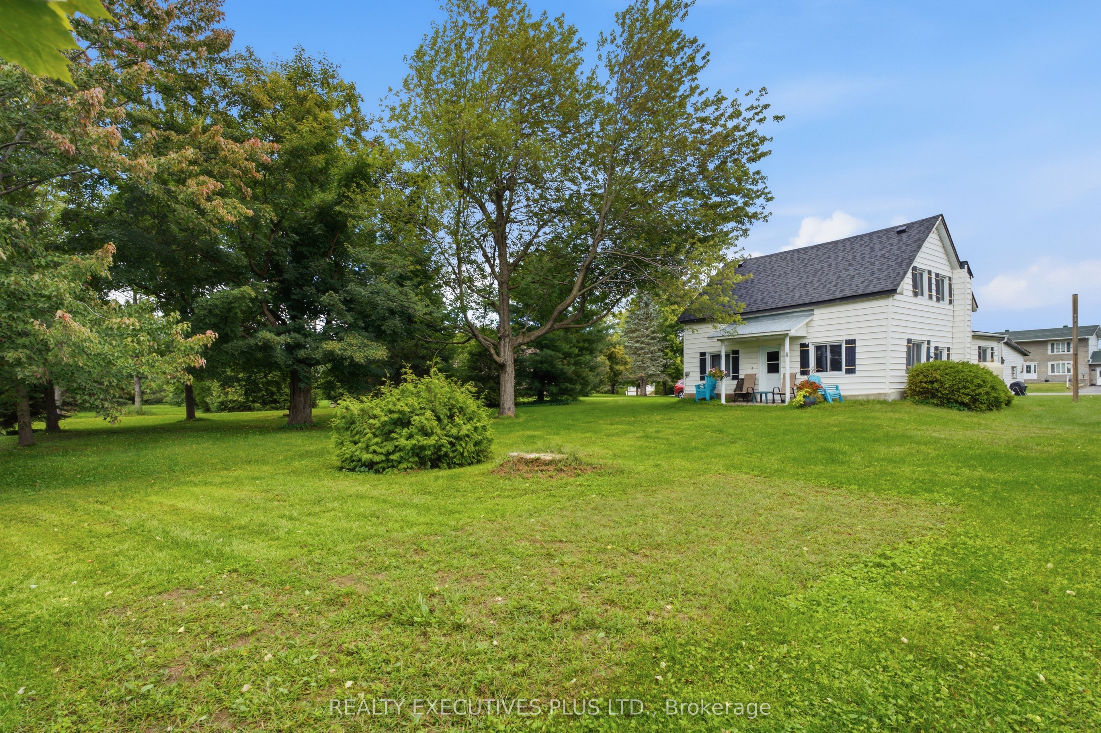 3705 Champlain Street E Property Photo 27