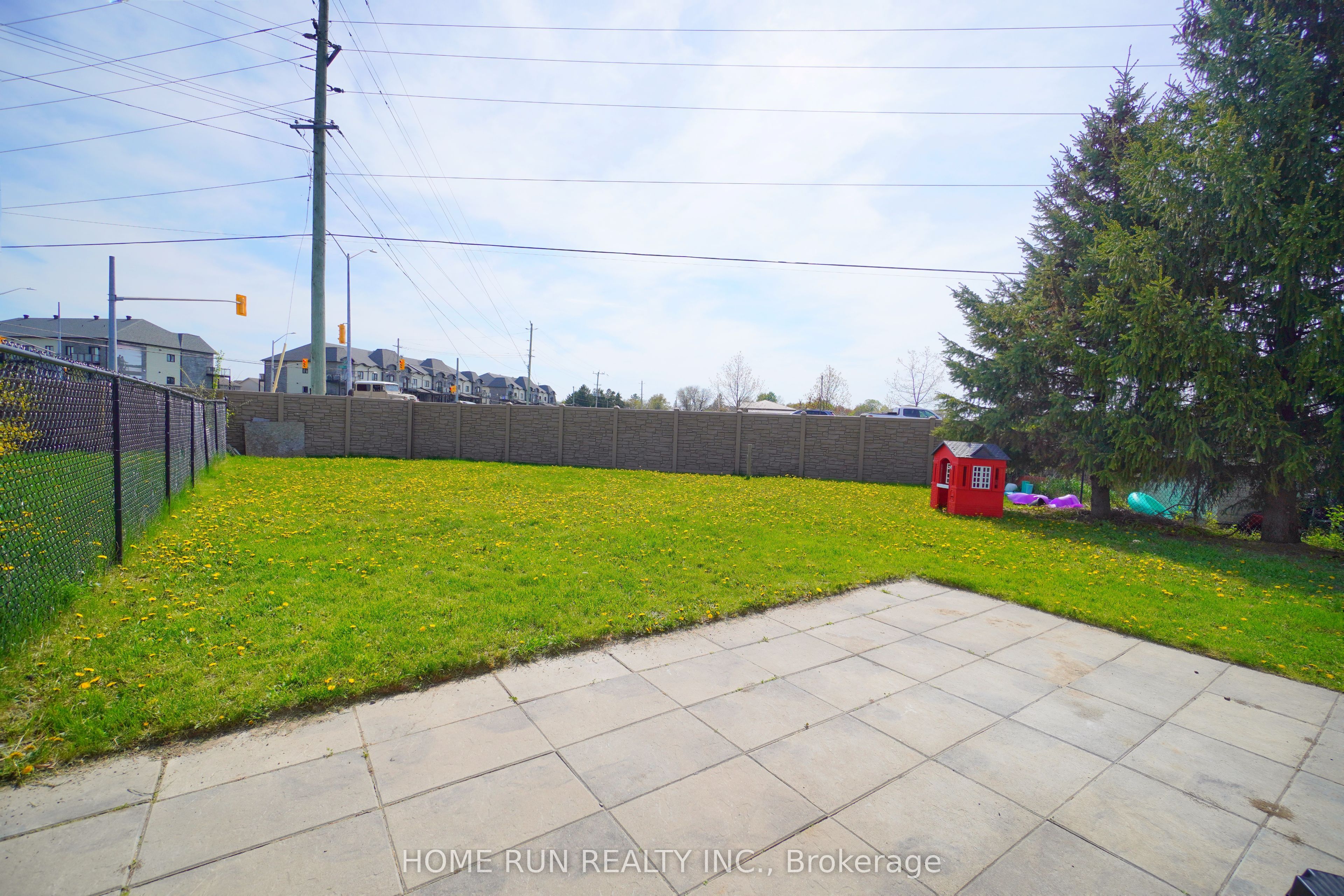 40 Crampton Drive Property Photo 3
