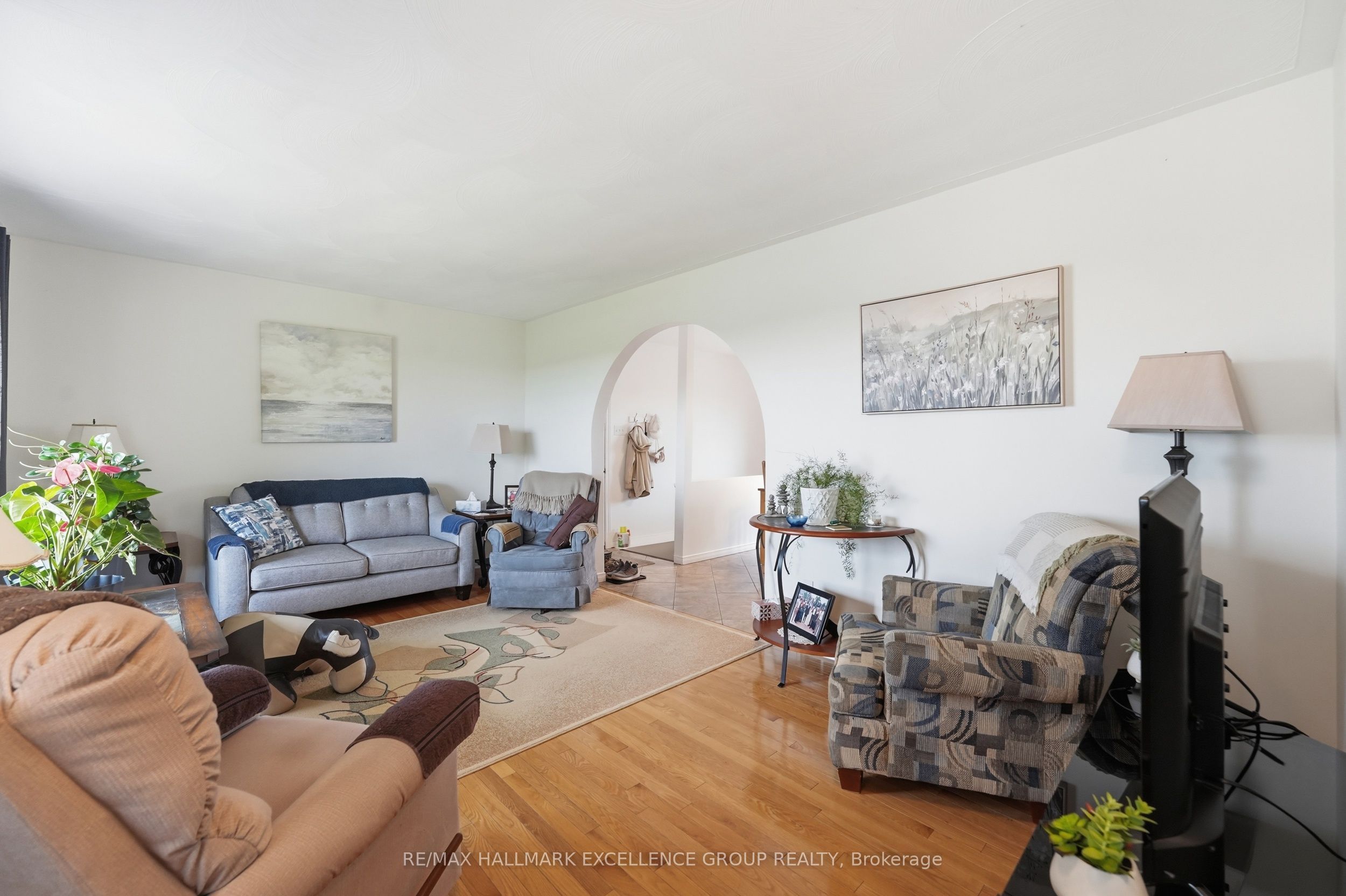3160 Dunning Road Property Photo 5