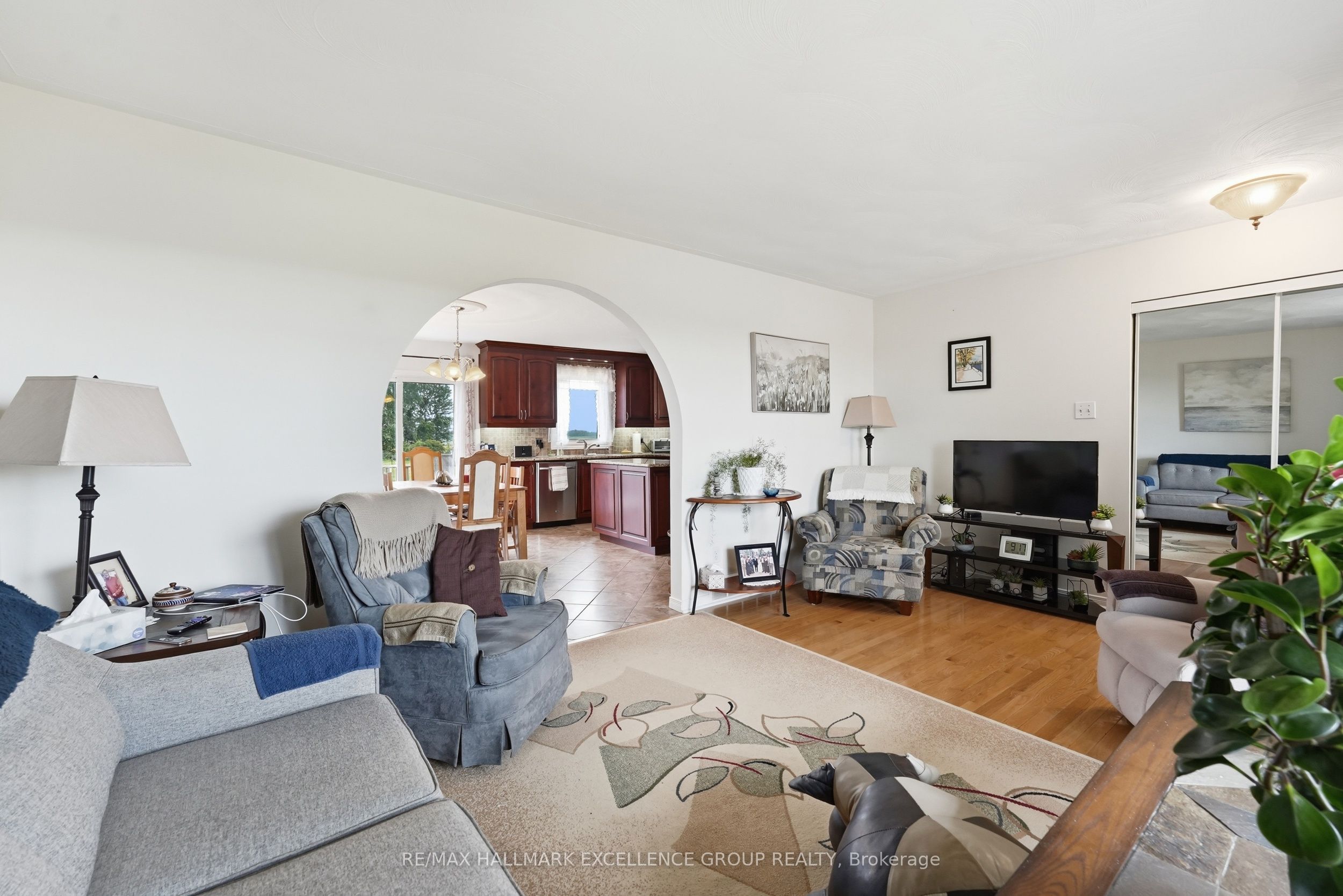 3160 Dunning Road Property Photo 6