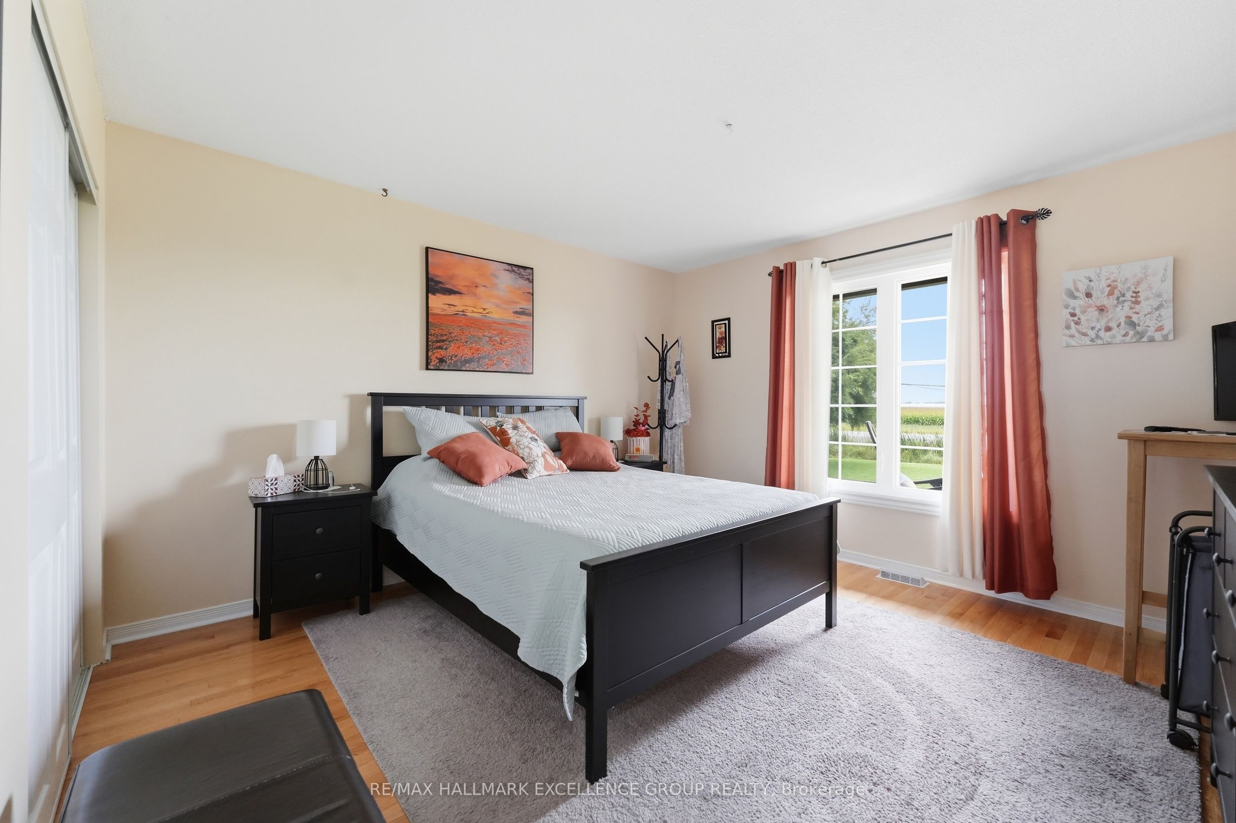 3160 Dunning Road Property Photo 13