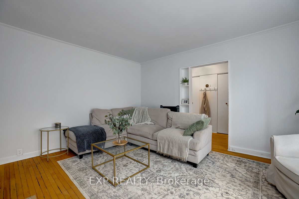 127 Osgoode Street Property Photo 8
