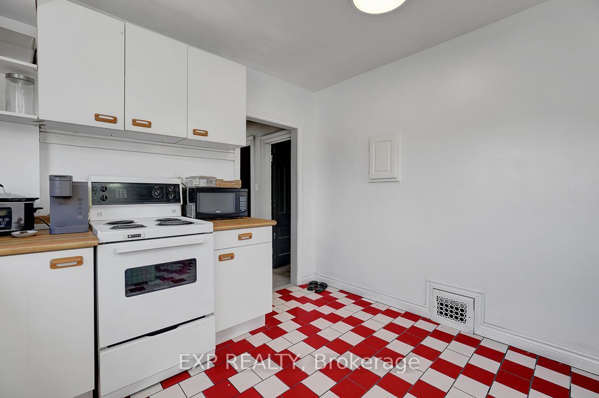 127 Osgoode Street Property Photo 45