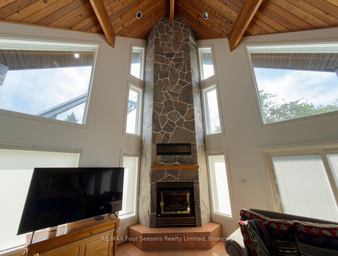 172 Carmichael Crescent Property Photo 16