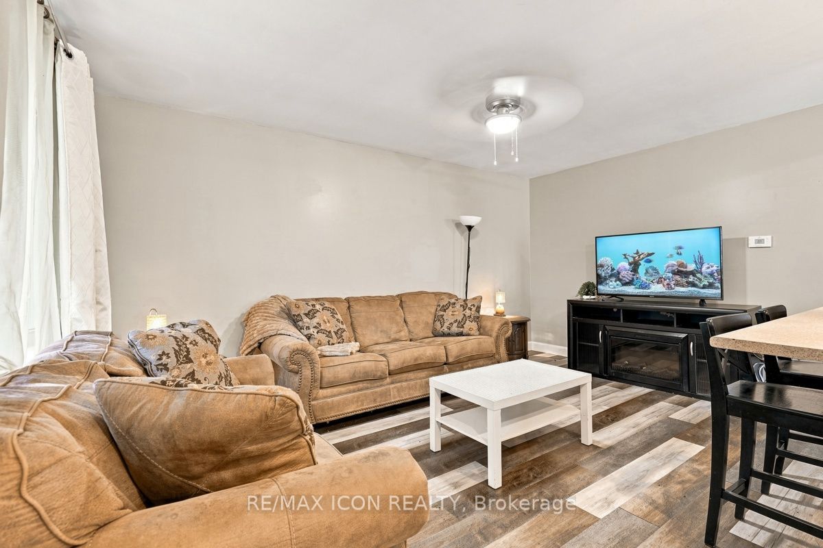 25 Upcott Crescent Property Photo 5