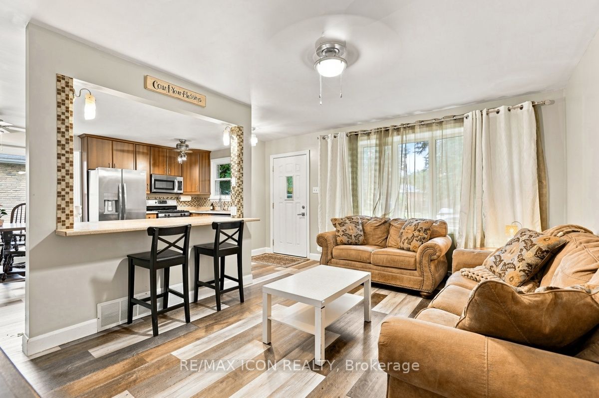 25 Upcott Crescent Property Photo 7