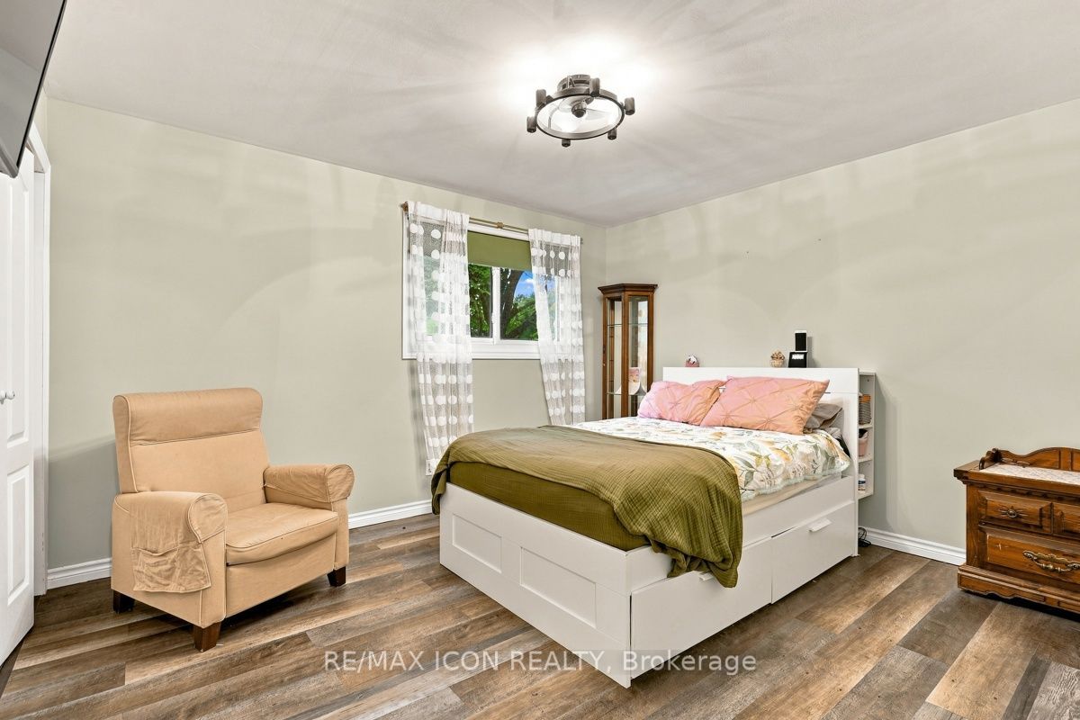 25 Upcott Crescent Property Photo 17