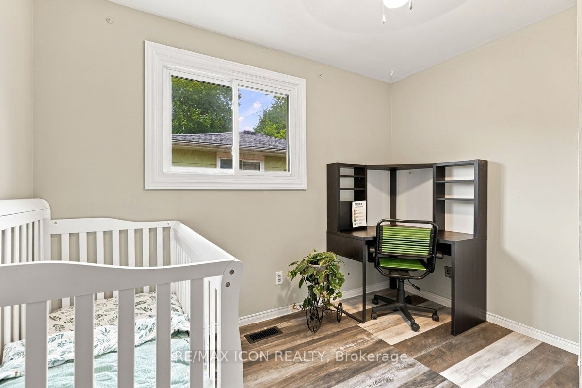 25 Upcott Crescent Property Photo 22