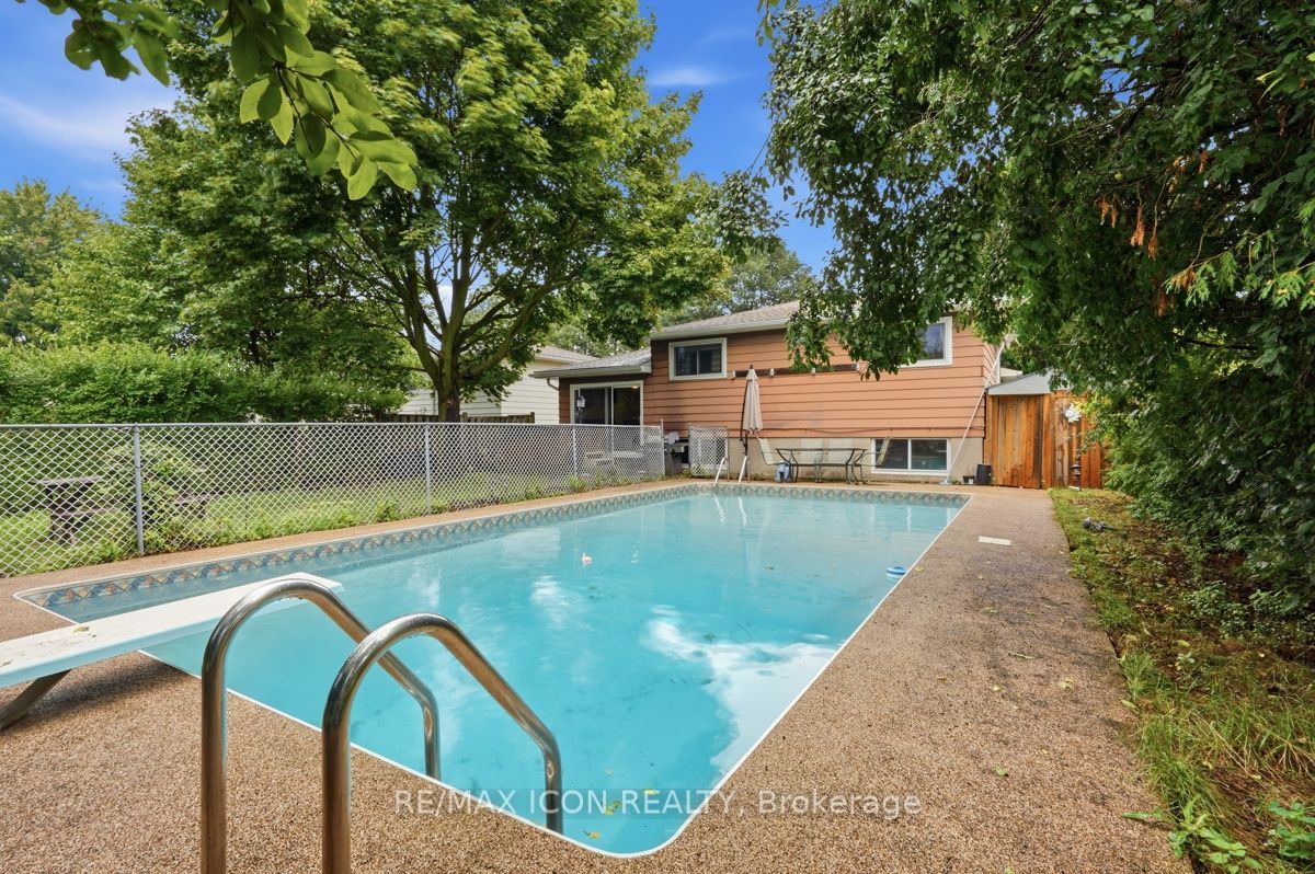 25 Upcott Crescent Property Photo 40