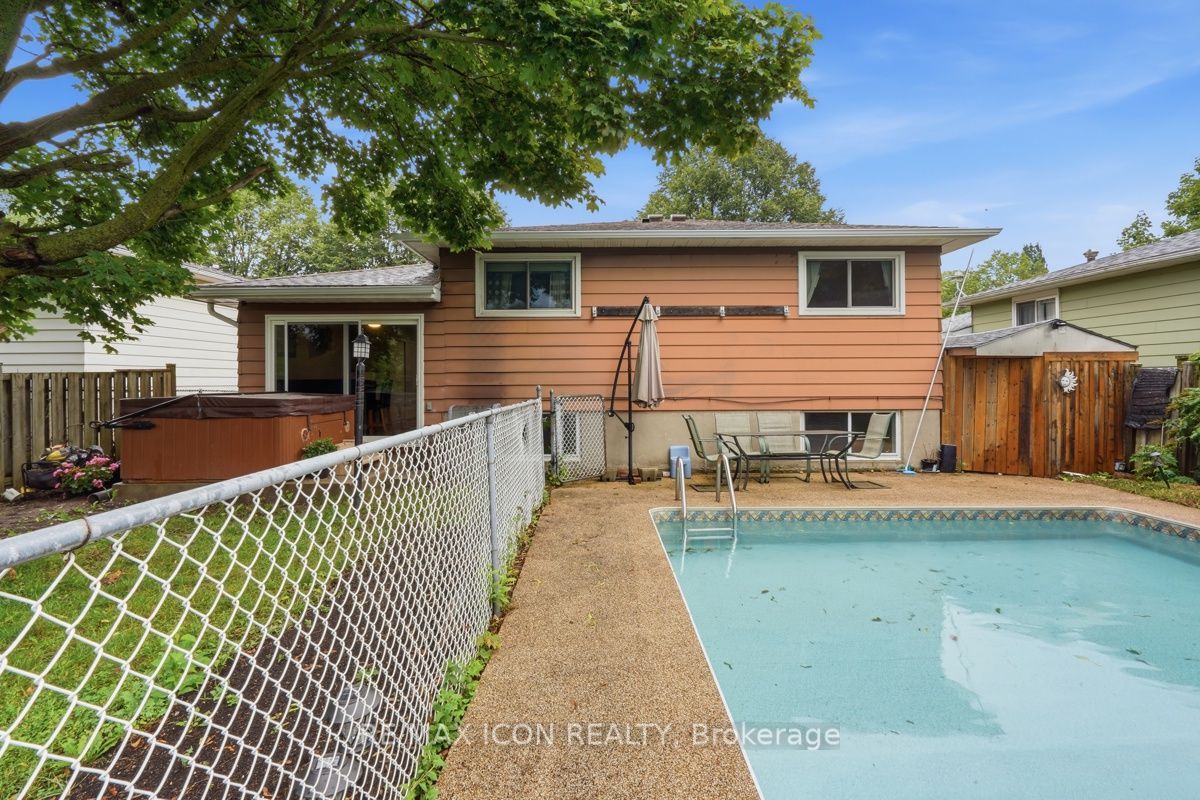 25 Upcott Crescent Property Photo 41