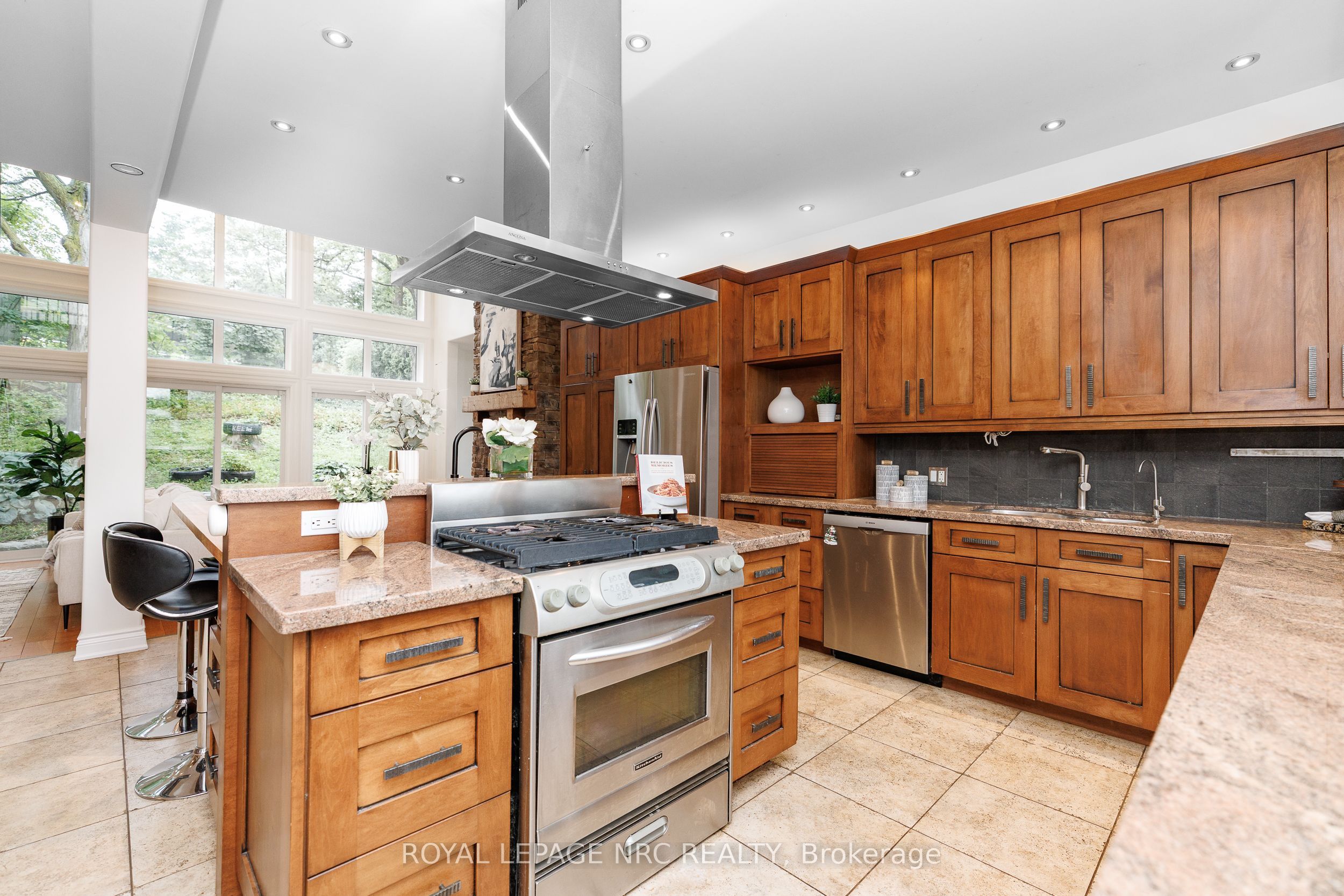 50 Tremont Drive Property Photo 10